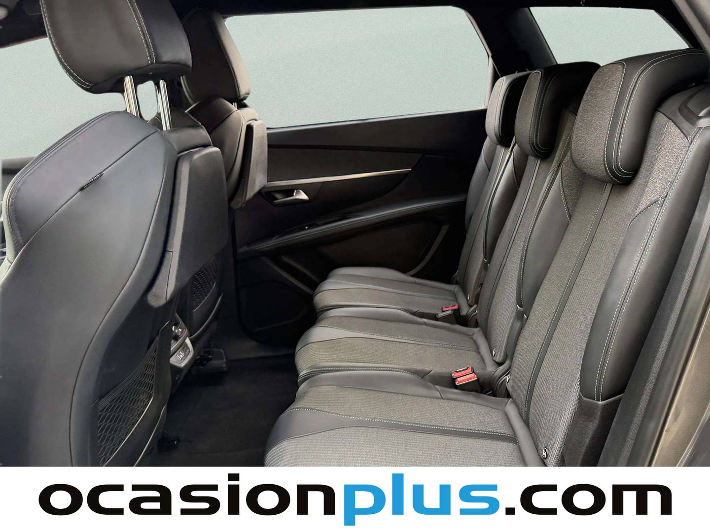 Foto Peugeot 5008 Peugeot 5008 PureTech 130 S&S Allure Pack EAT8 (130 CV) 7 Plazas