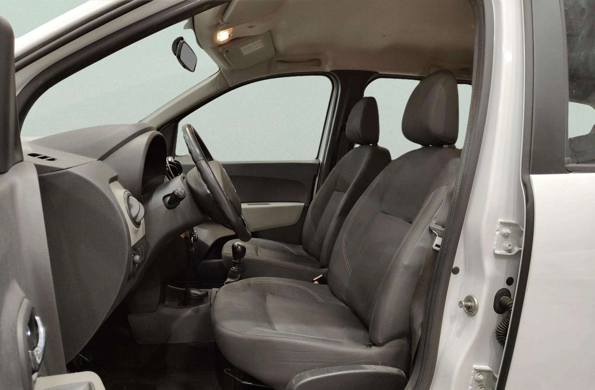 Dacia Lodgy dCi 110 Laureate 7 plazas - foto 10