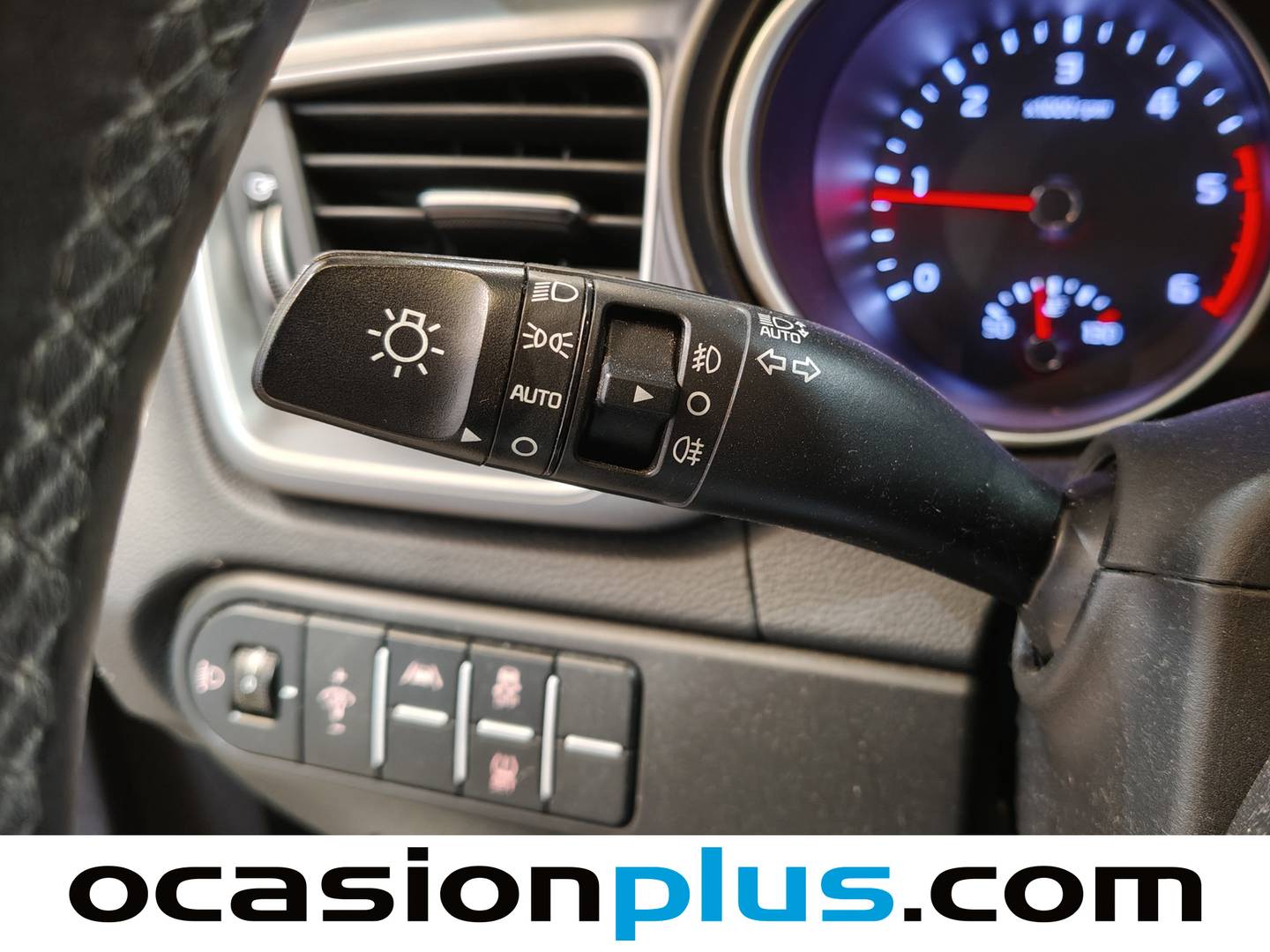 KIA Ceed KIA Ceed 1.6 MHEV iMT Drive (136 CV) seminuevo