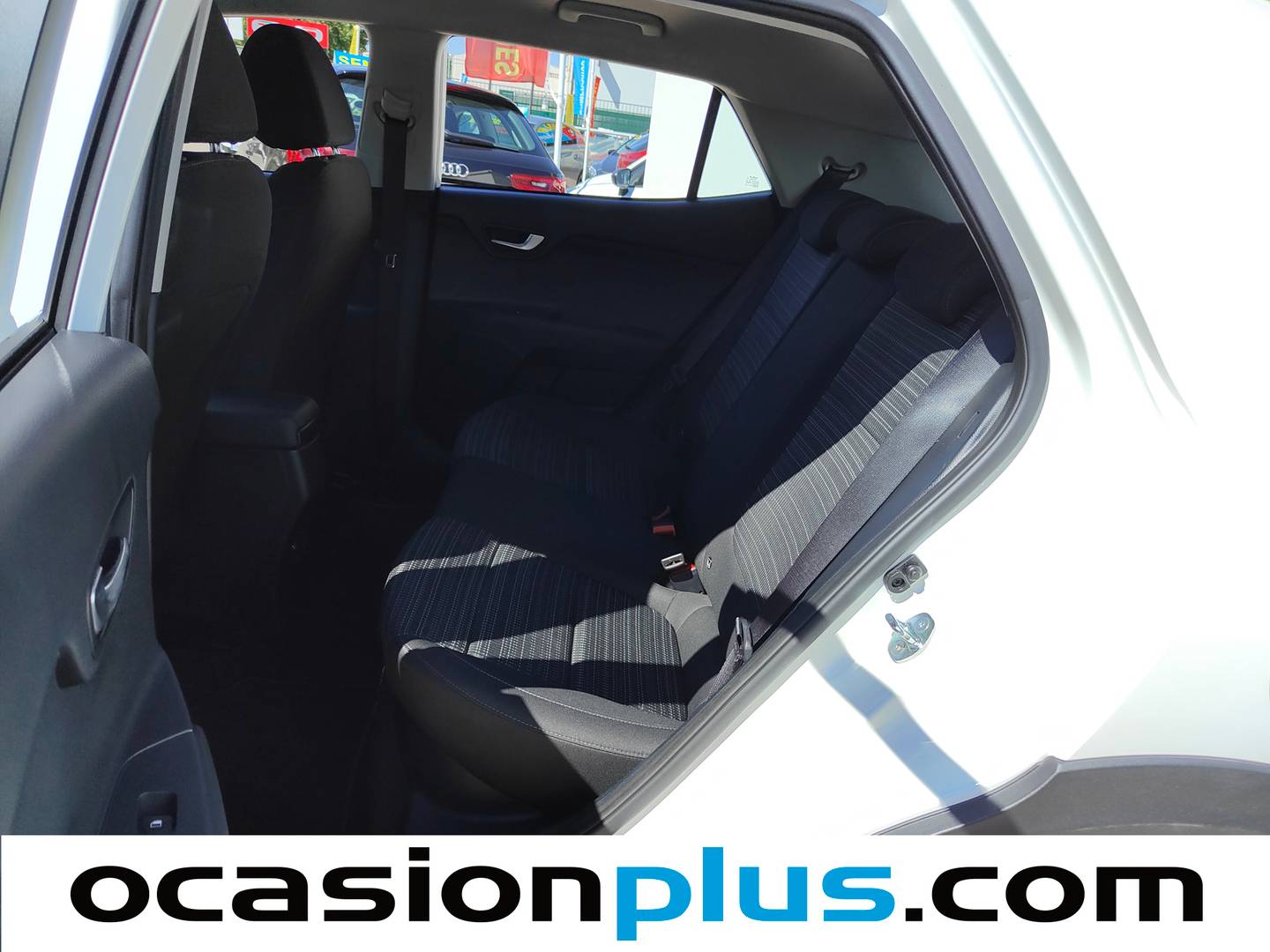 Foto asientos traseros KIA Stonic KIA Stonic 1.0 T-GDi MHEV Drive (100 CV)
