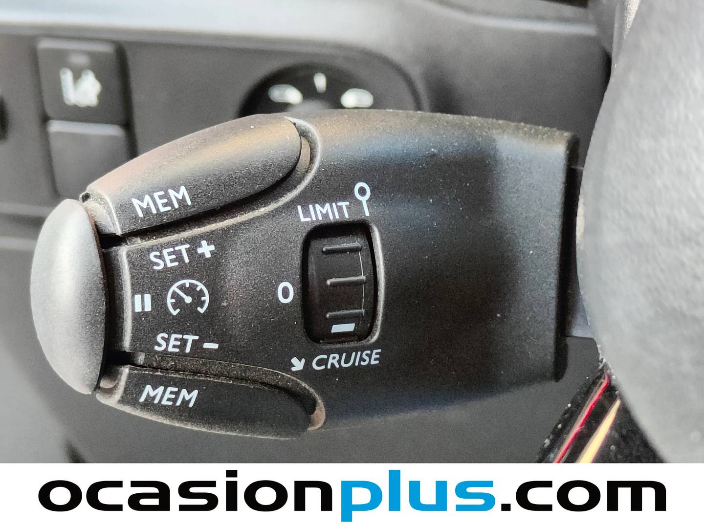 Equipamiento del Citroën C3 Citroën C3 PureTech 110 S&S Feel EAT6 (110 CV)