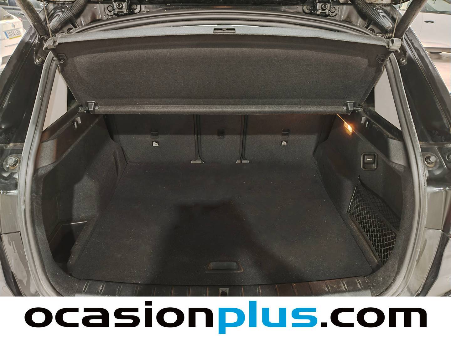 Fotos maletero BMW X1 BMW X1 sDrive16d (116 CV)