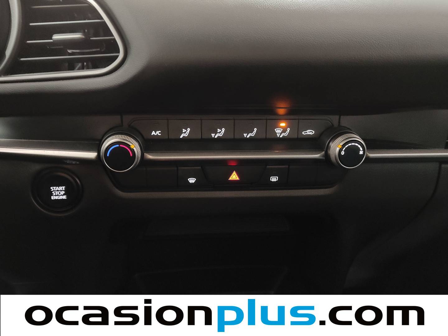 Foto Mazda CX-30 Mazda CX-30 e-SKY G MHEV Prime-line AT (140 CV)