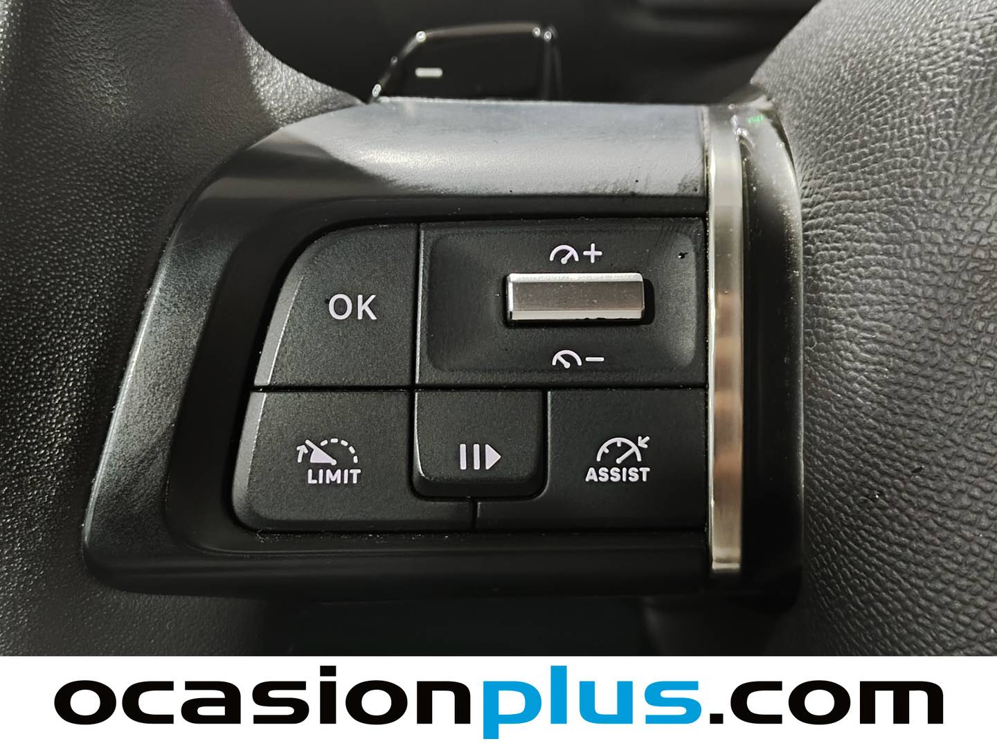 Citroën C4 Citroën C4 PureTech 130 S&S Plus EAT8 (131 CV) 131cv
