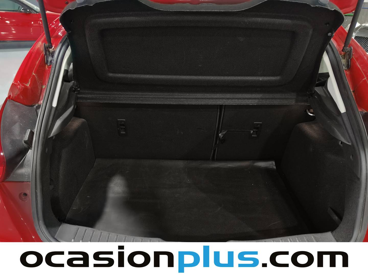Fotos maletero Ford Focus Ford Focus 1.6 TDCI Edition (115 CV)