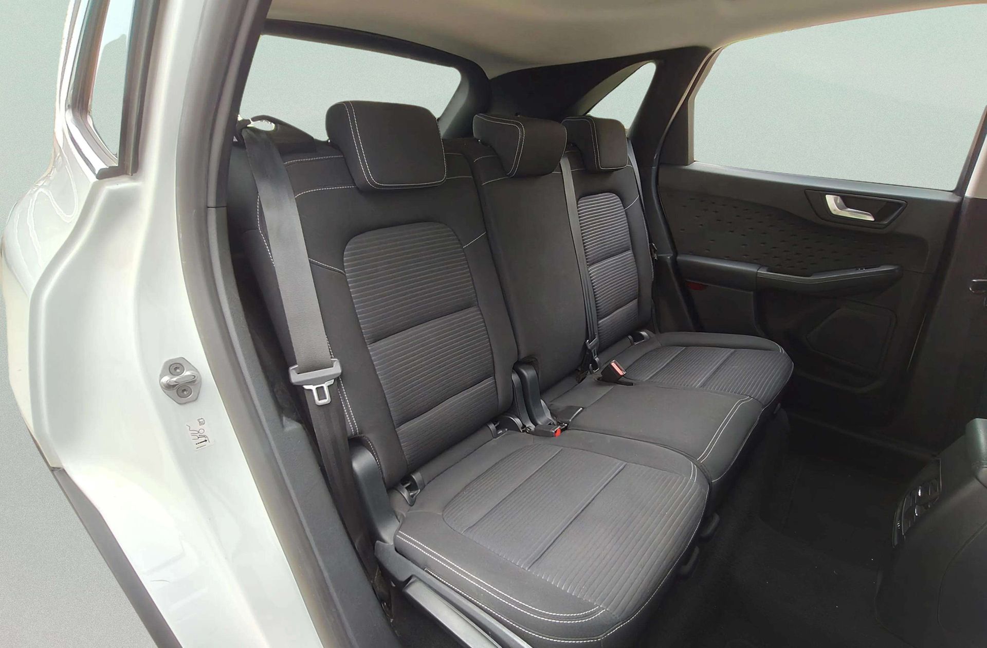 Ford Kuga 1.5 EcoBlue Titanium - foto 18