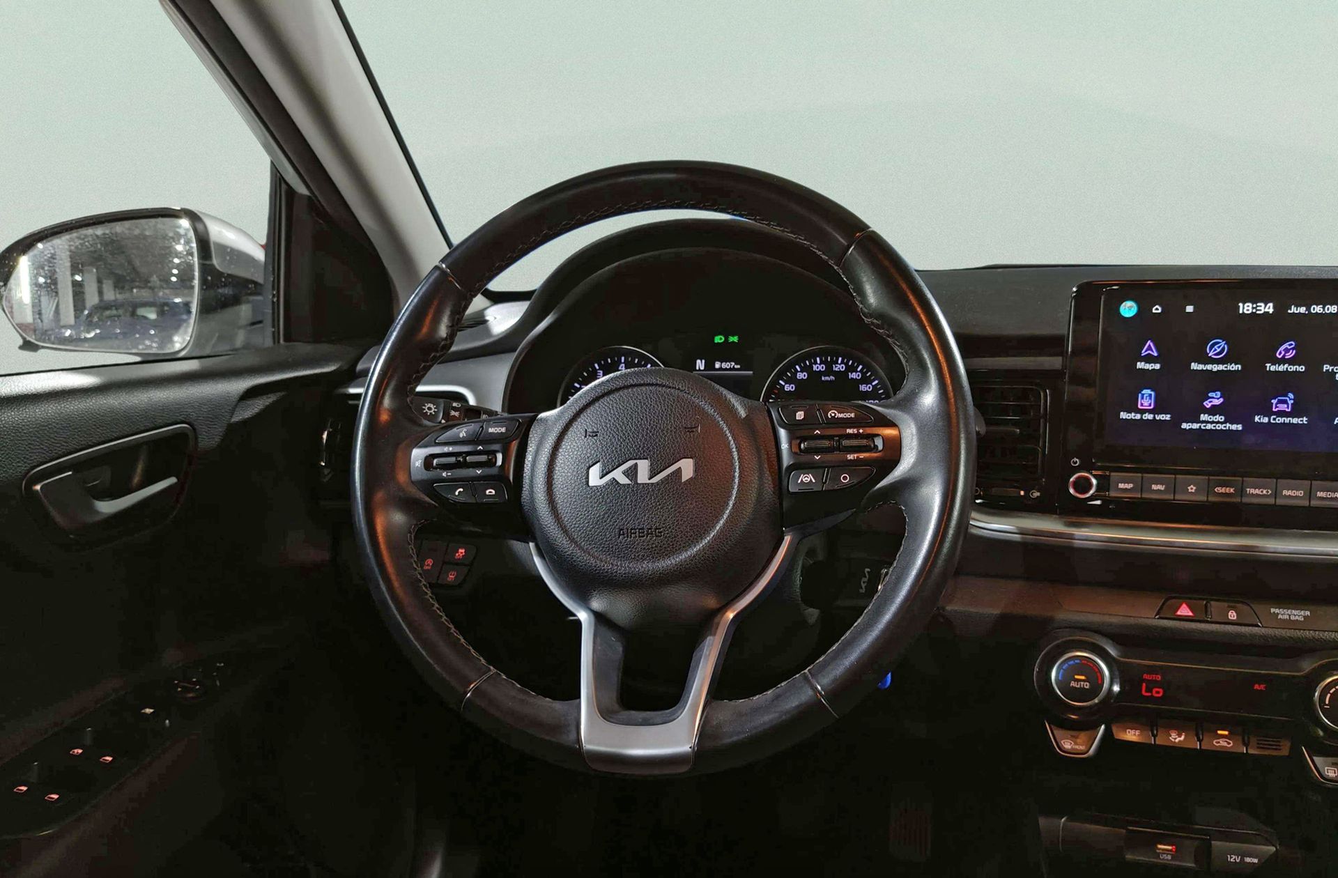 Kia Stonic 1.0 T-GDi MHEV Drive iMT - foto 22