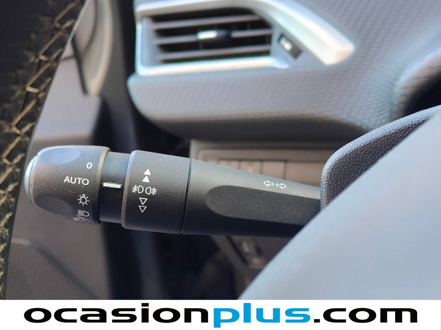 Peugeot 208 Peugeot 208 1.6 BlueHDI Allure (100 CV) seminuevo