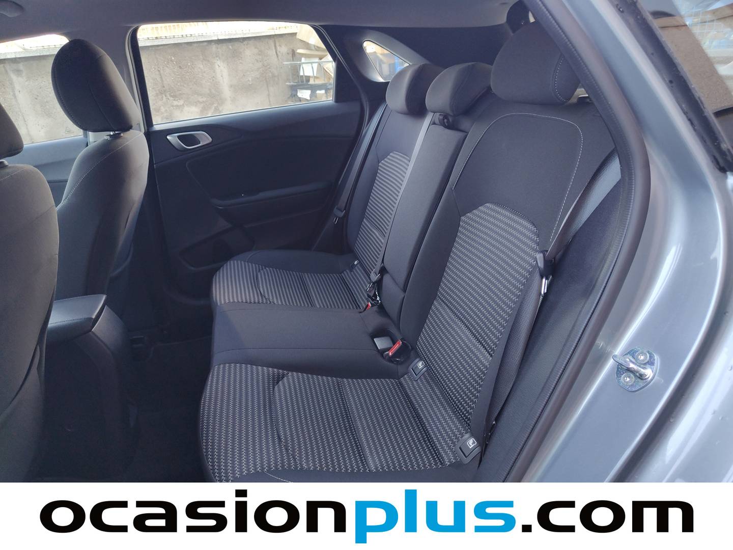 Foto asientos traseros KIA Ceed KIA Ceed 1.0 T-GDI Drive (100 CV)