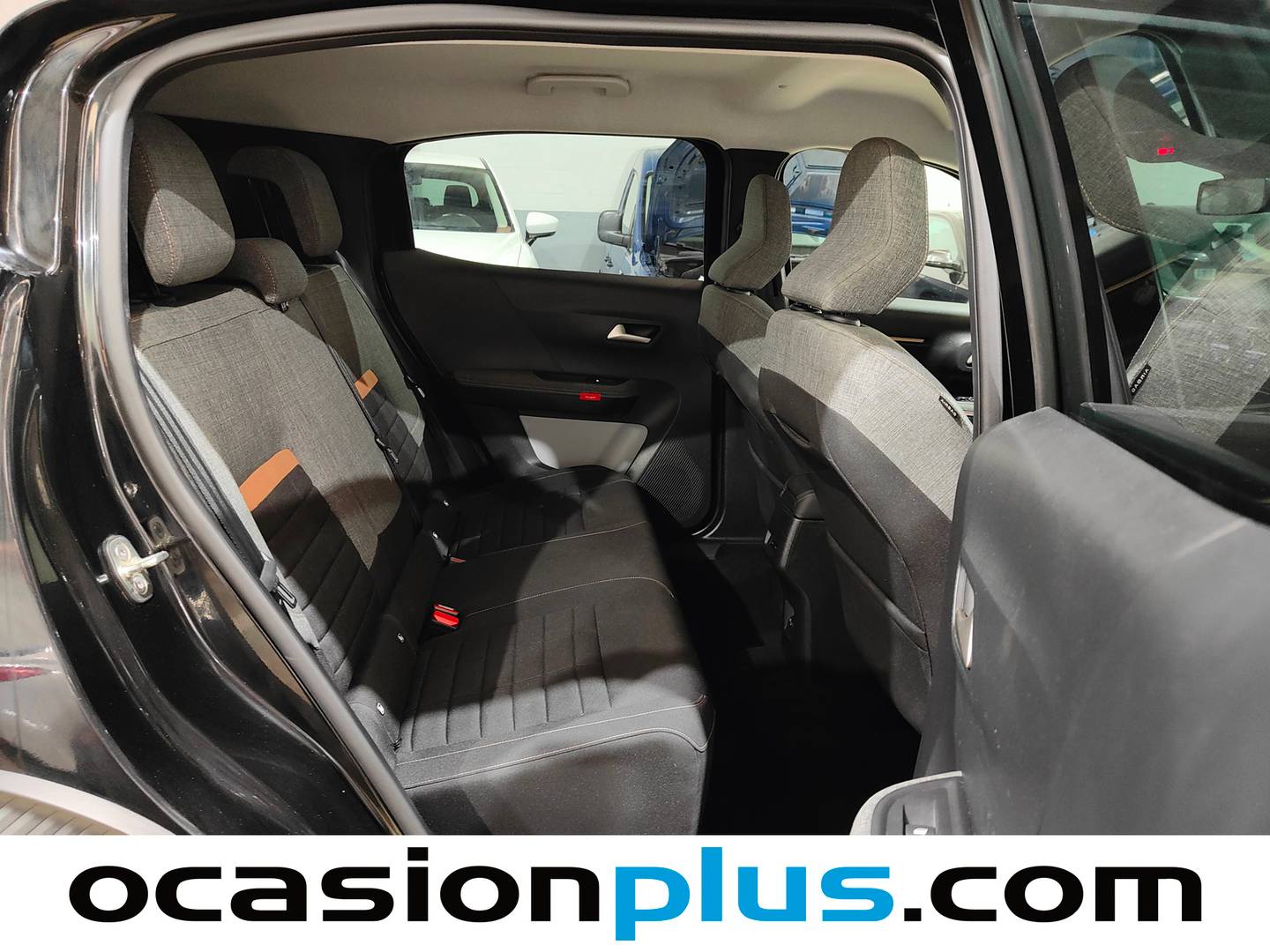 Citroën C3 Aircross Citroën C3 Aircross Hybrid 145 Plus e-DCS6 (145 CV) híbrido
