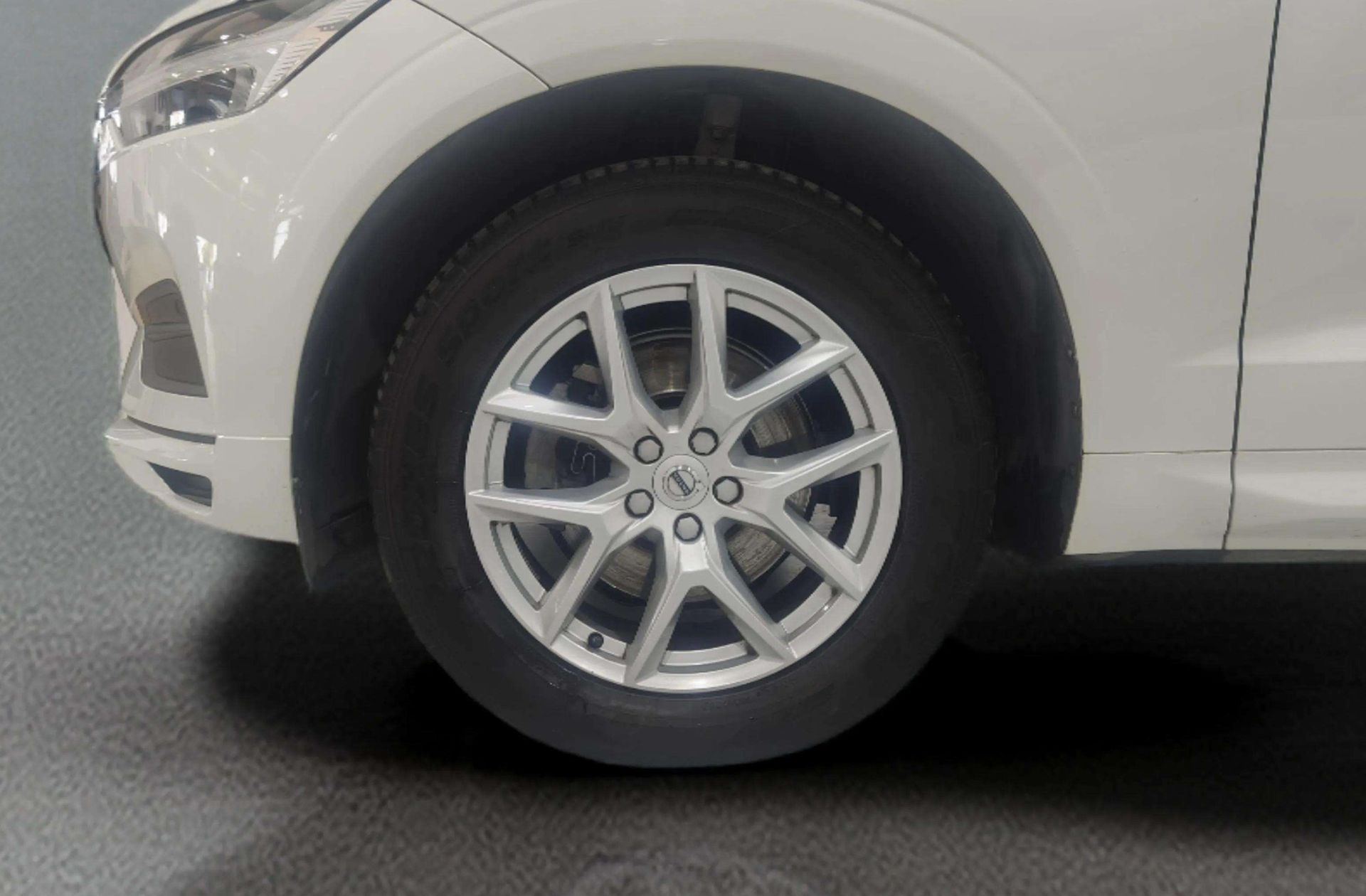 Volvo XC60 D4 Momentum - foto 42