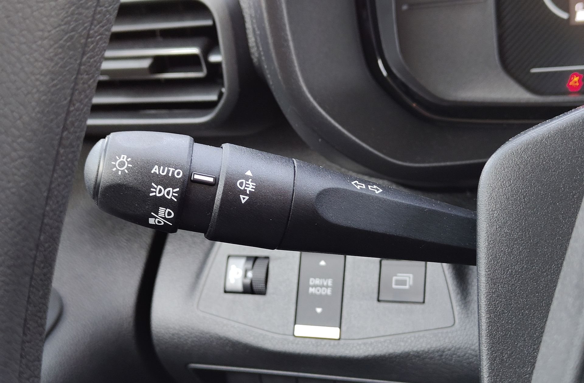 Fiat Doblò Furgon Furgón BlueHDi 100 M - foto 24