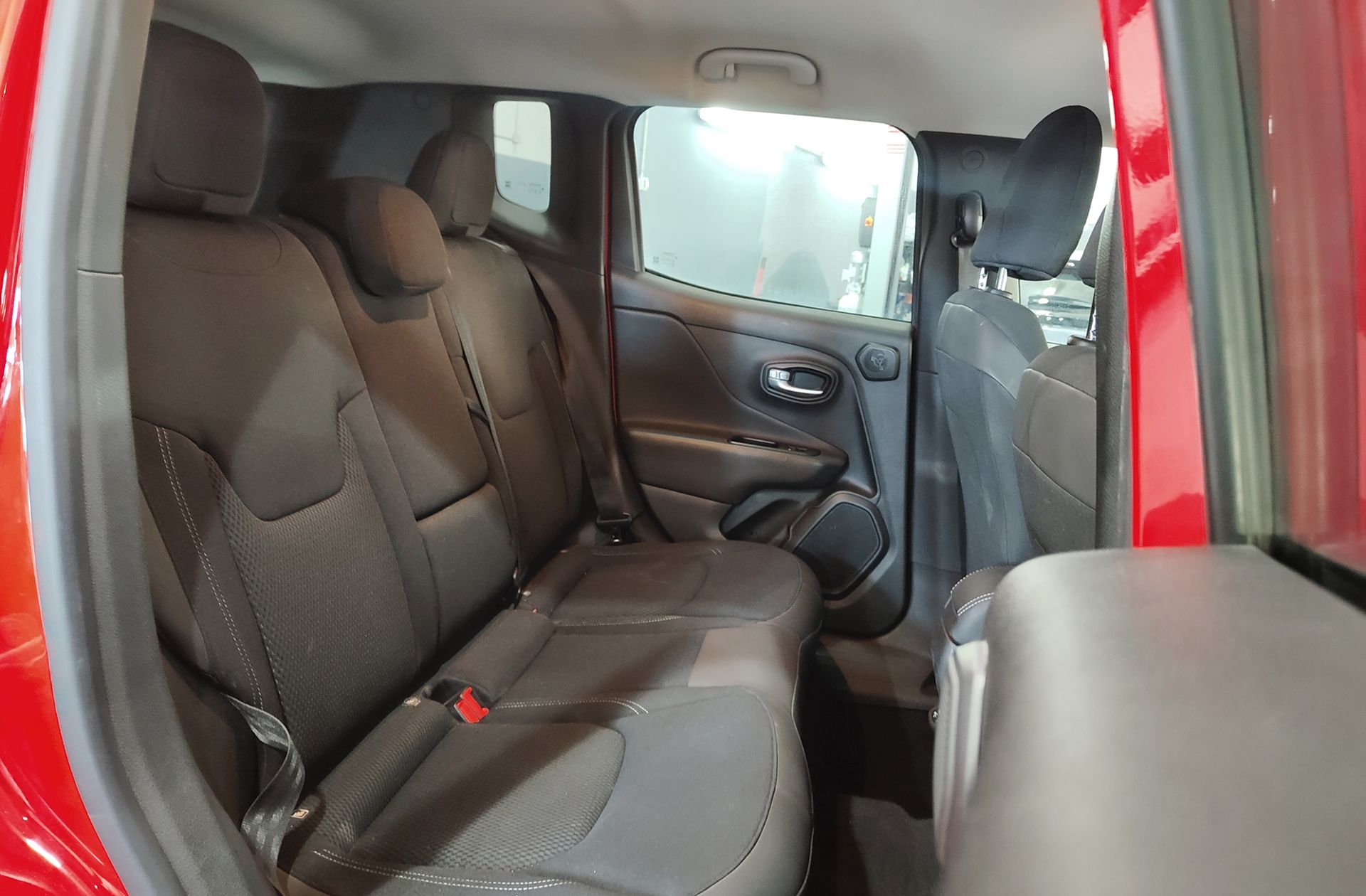 Jeep Renegade 1.3 PHEV S AWD - foto 17
