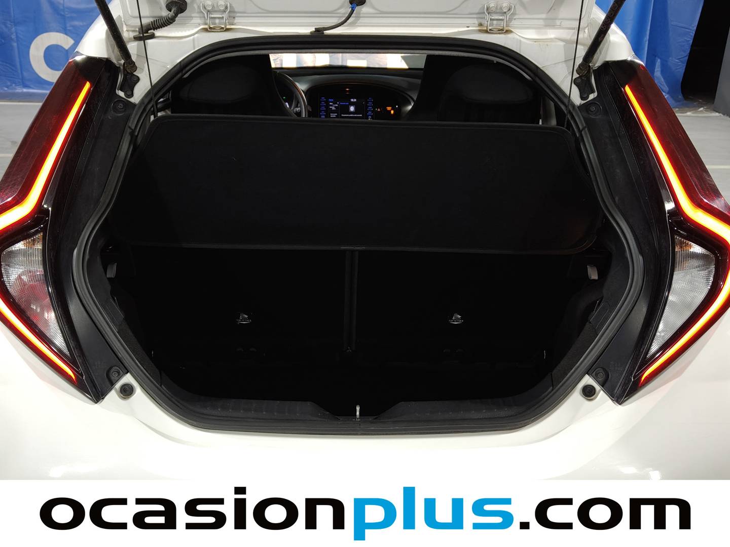 Foto Toyota Aygo X Cross Toyota Aygo X Cross 1.0 VVT-I Play (72 CV)