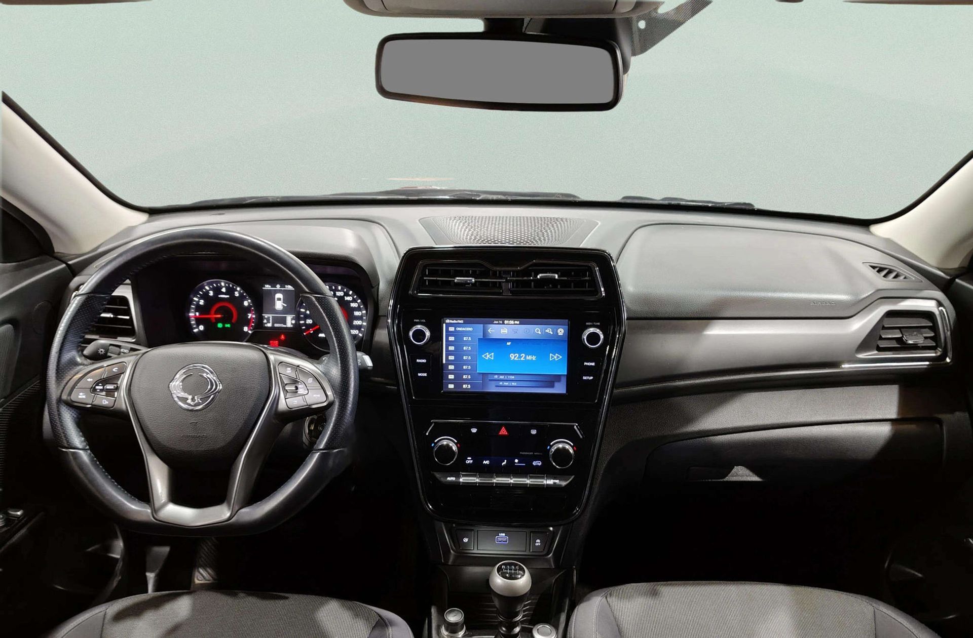 SsangYong Tivoli G12T Urban Plus - foto 6