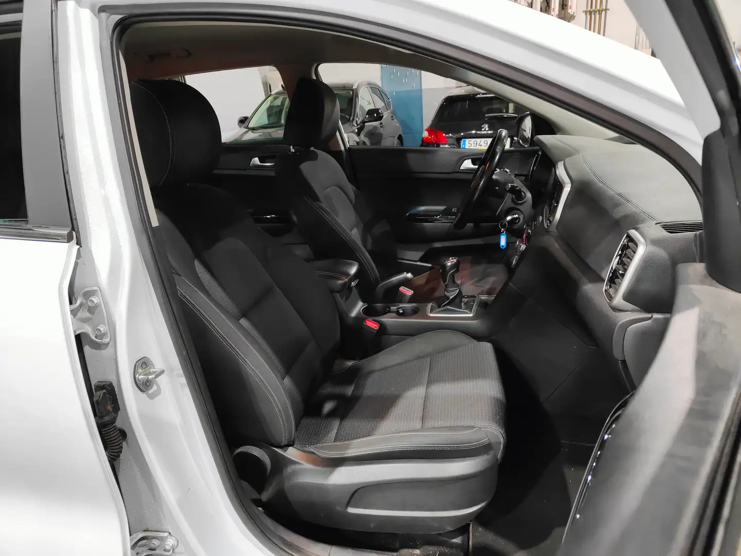 Foto KIA Sportage Kia Sportage 1.6 MHEV Black Edition (136 CV)