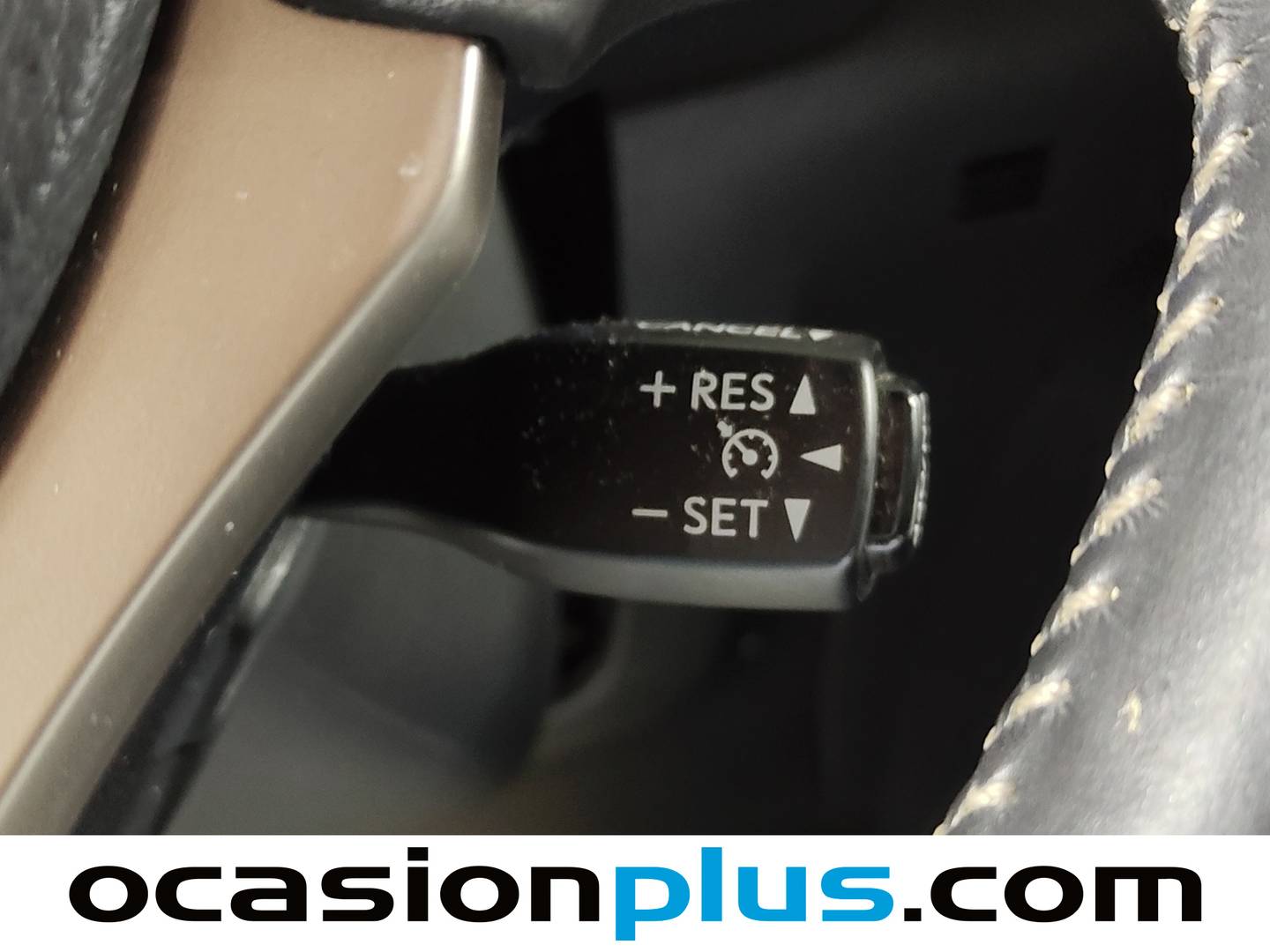 Extras del Lexus CT Lexus CT 200h Business (136 CV)