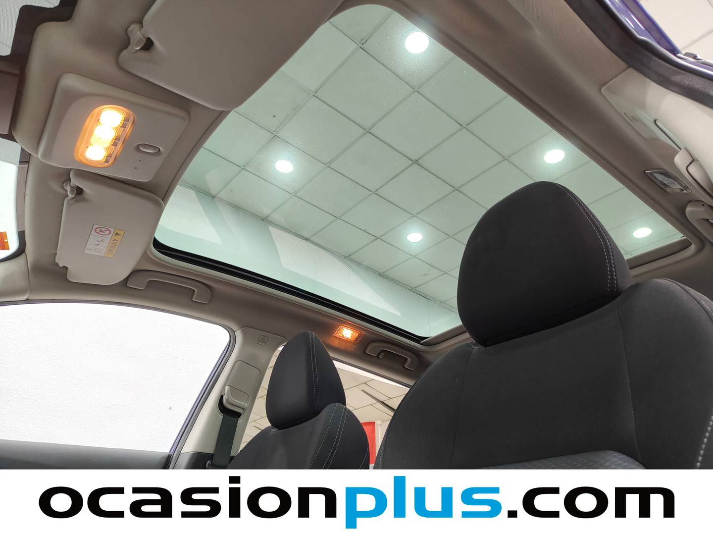 Extras y acabados del Nissan QASHQAI Nissan Qashqai dCi 115 N-Connecta (115 CV)