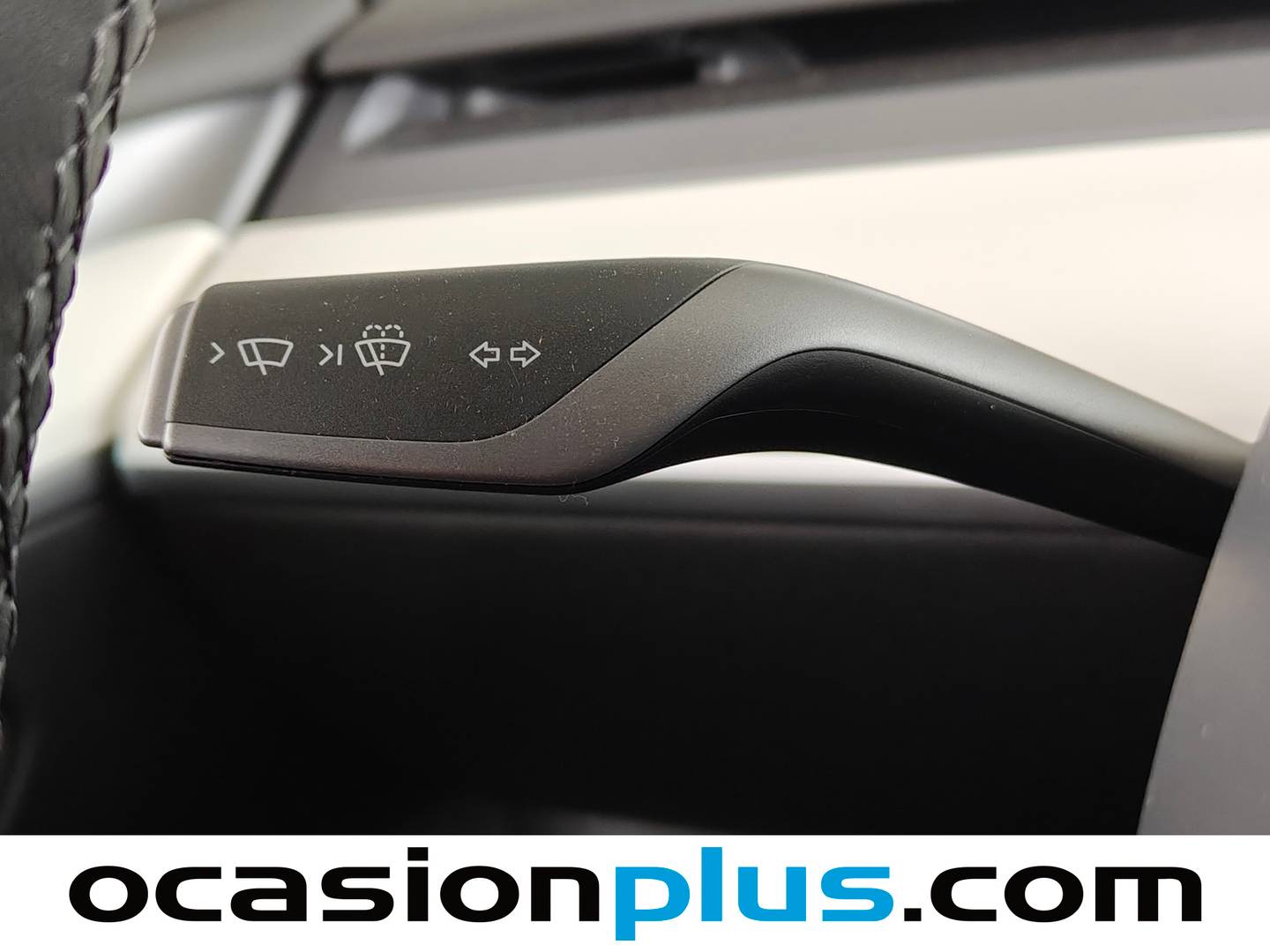 Foto Tesla Model Y Tesla Model Y Tracción Trasera RWD (347 CV)