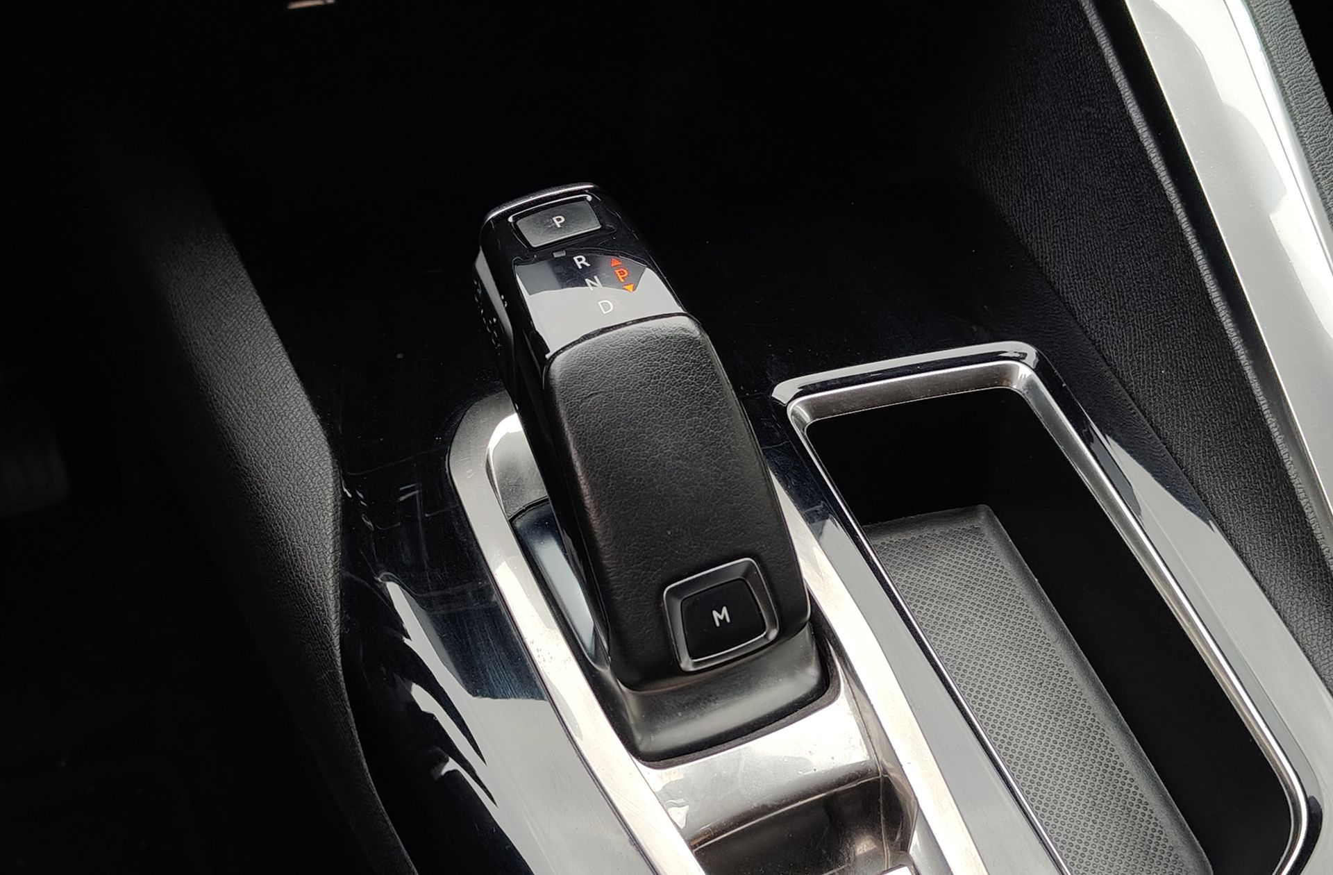 Peugeot 5008 BlueHDi 130 Allure EAT8 7 plazas - foto 5
