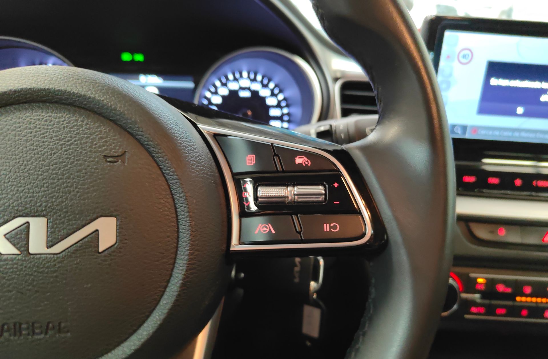 Kia Ceed 1.0 T-GDi Drive - foto 23
