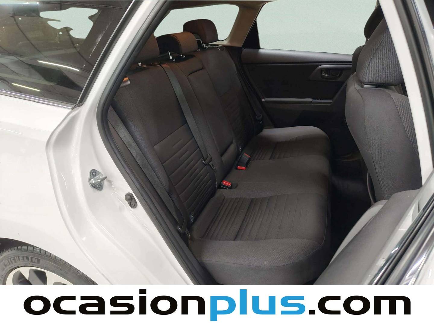 Toyota Auris Toyota Auris 140H Hybrid Touring Sports Business (136 CV) al mejor precio