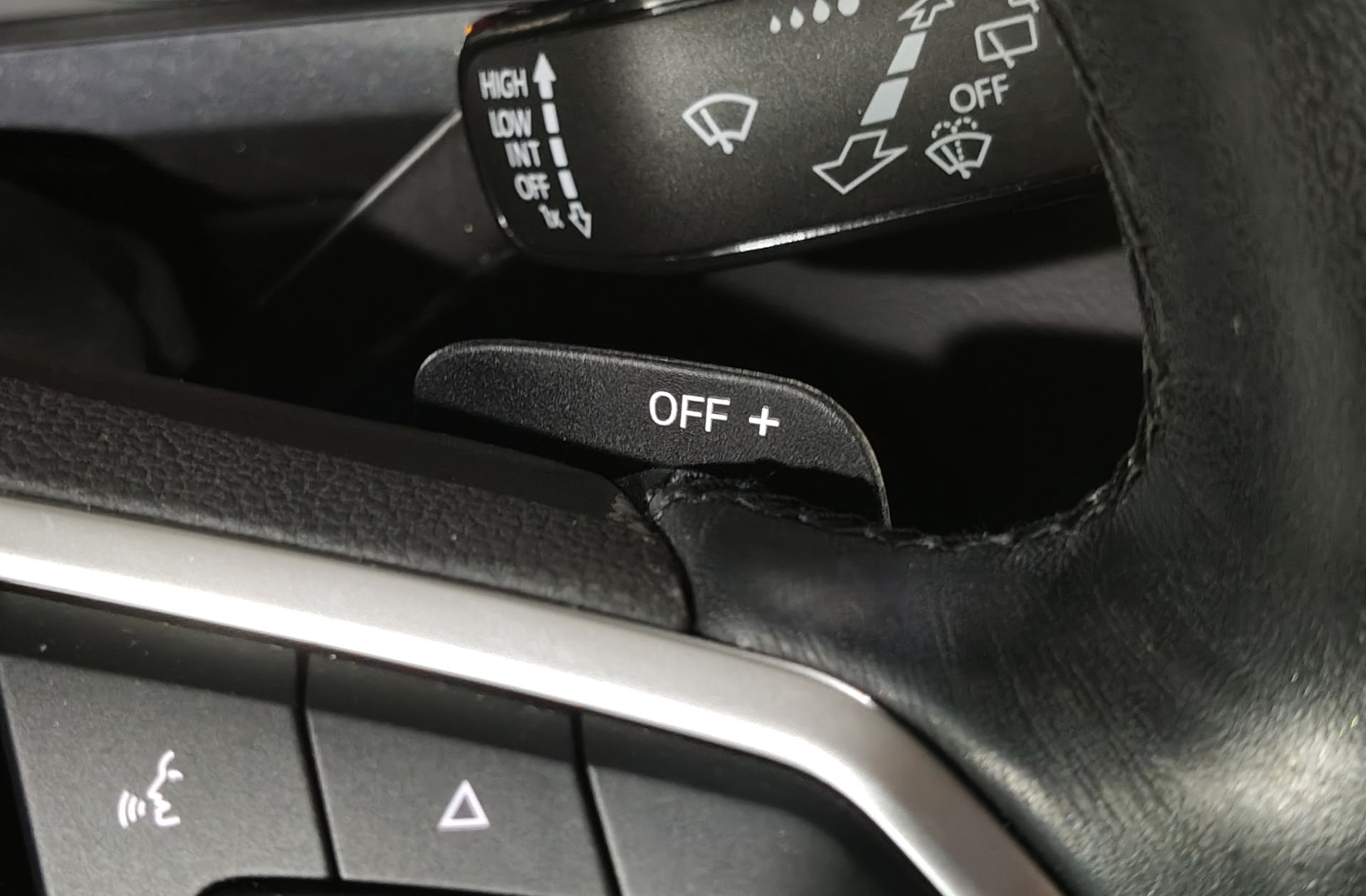 Volkswagen Tiguan Life 2.0 TDI DSG - foto 33