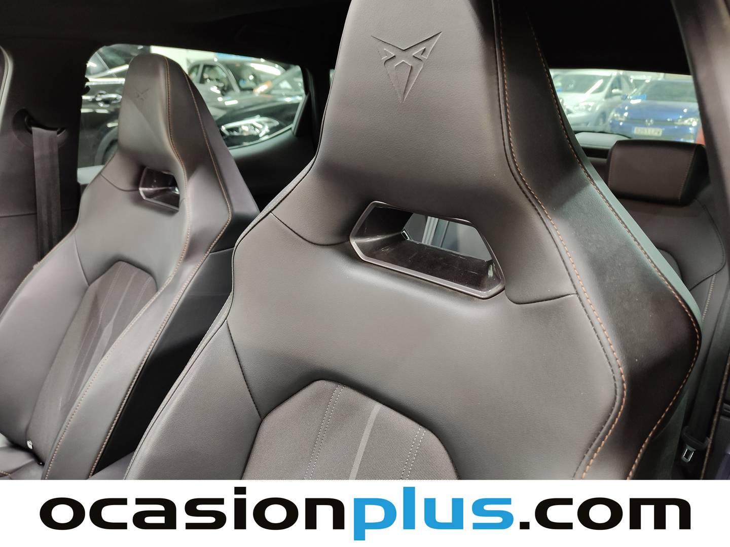 Equipamiento del Cupra León Cupra León 2.0 TSI DSG (300 CV)