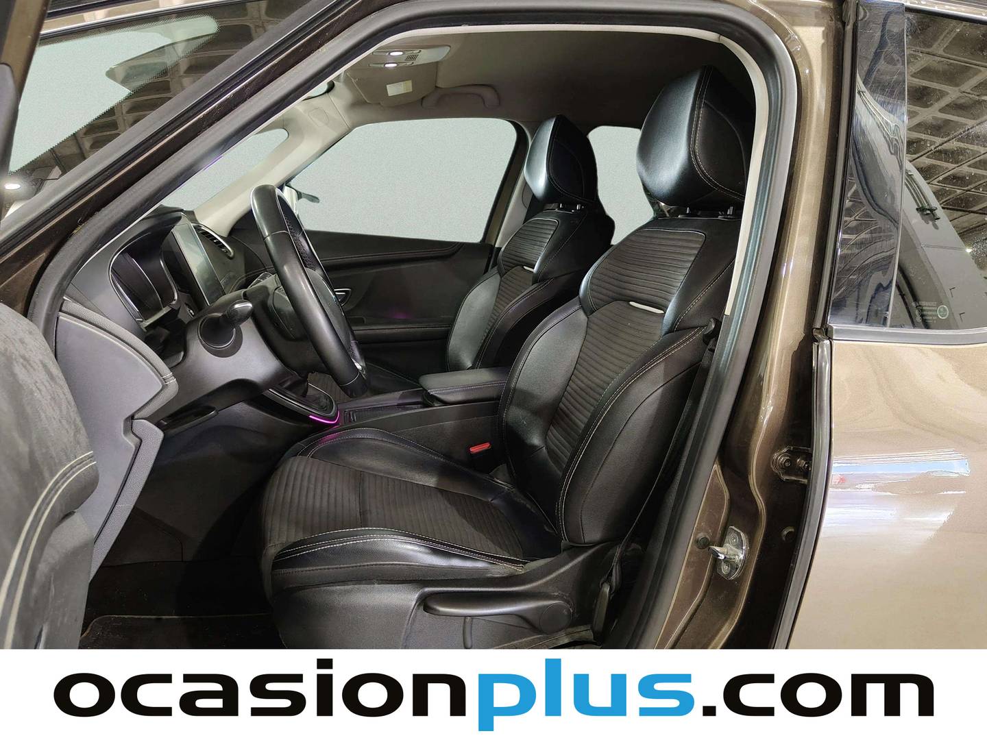 Foto asientos delanteros Renault Grand Scénic Renault Grand Scenic Zen Blue dCi  (120 CV)