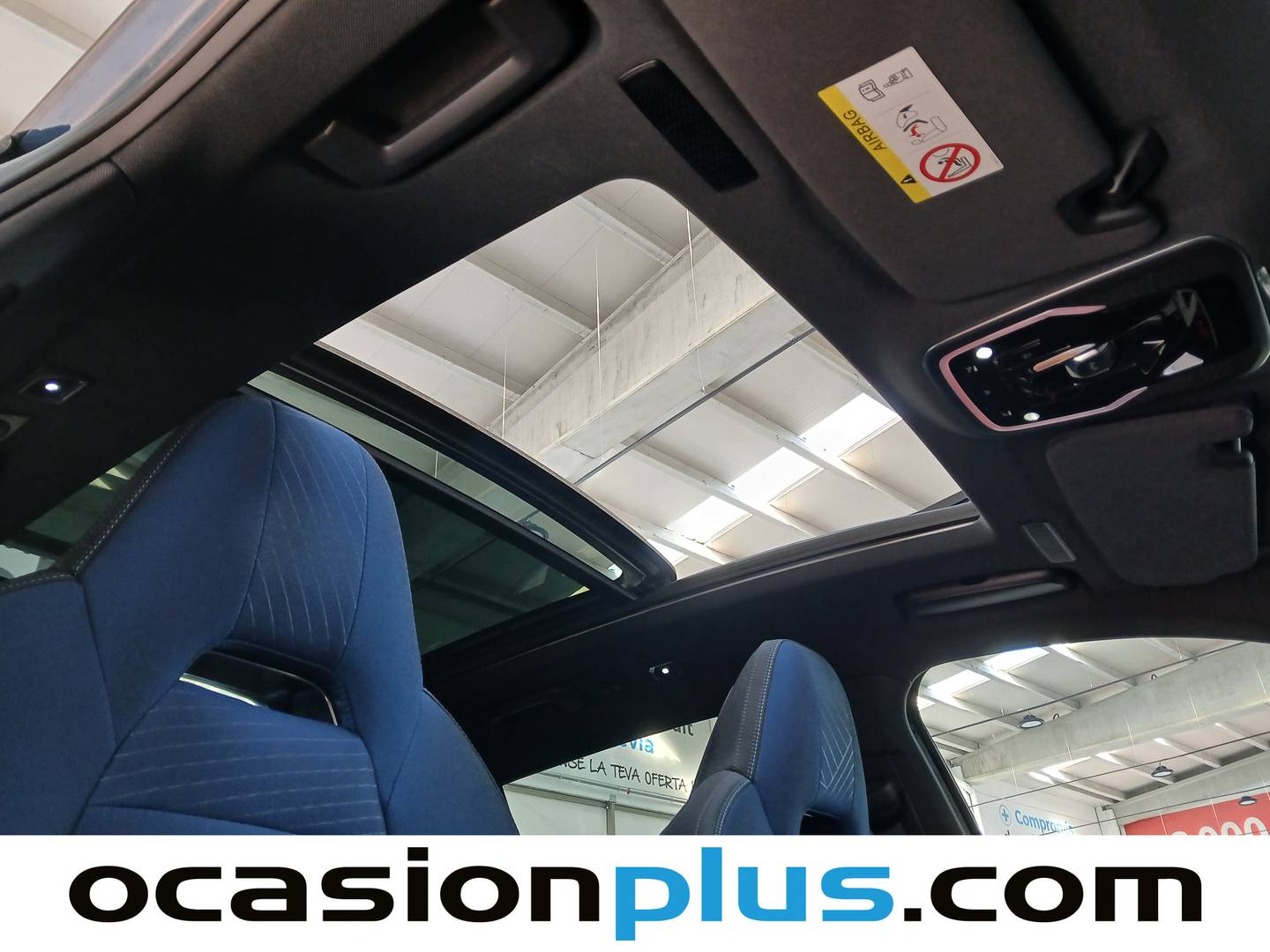 Extras y acabados del Lynk & Co 01 Lynk & Co 01 1.5 PHEV (261 CV)