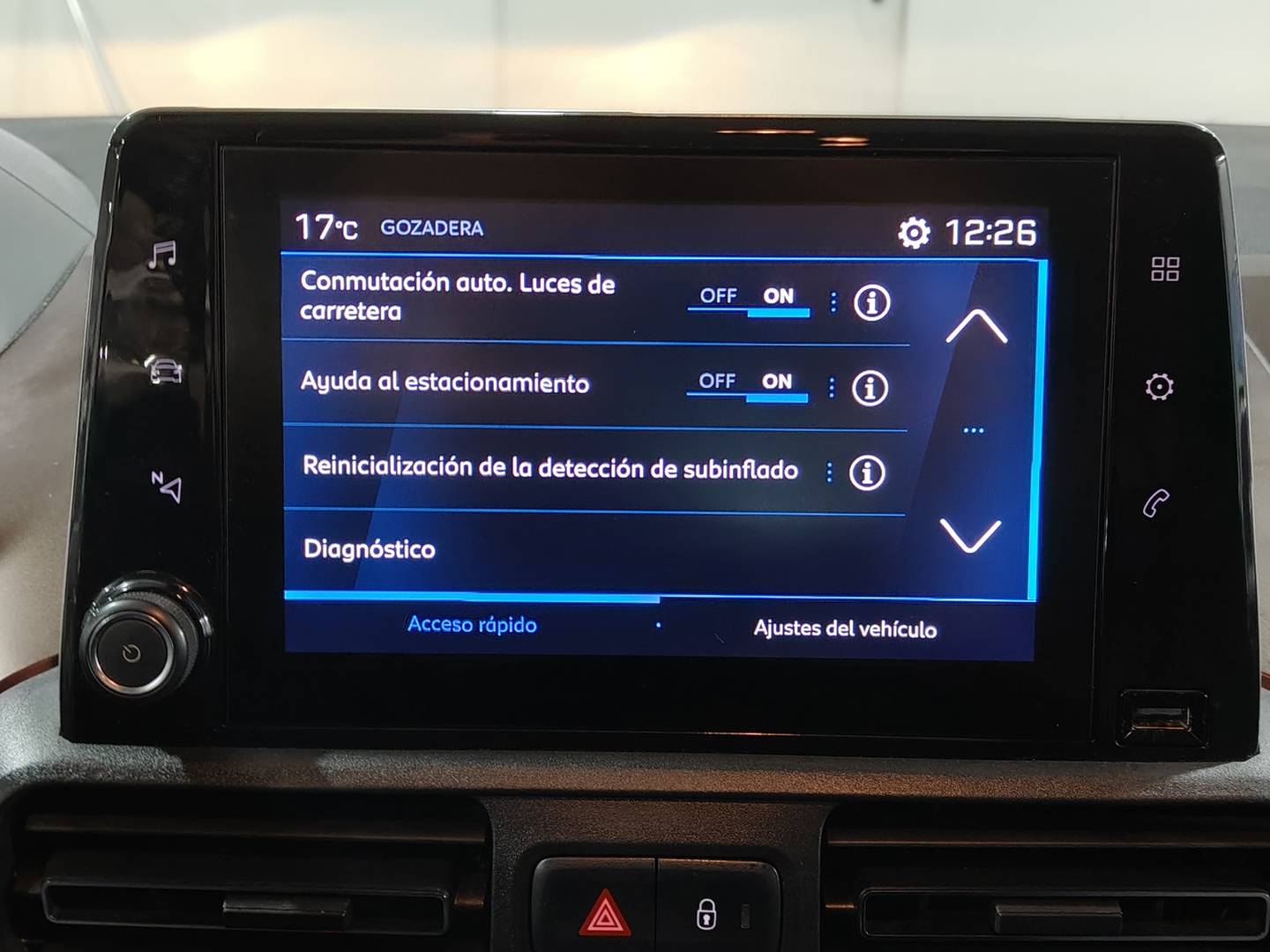 Foto Peugeot Rifter Peugeot Rifter BlueHDi 100 GT Line Standard (100 CV)