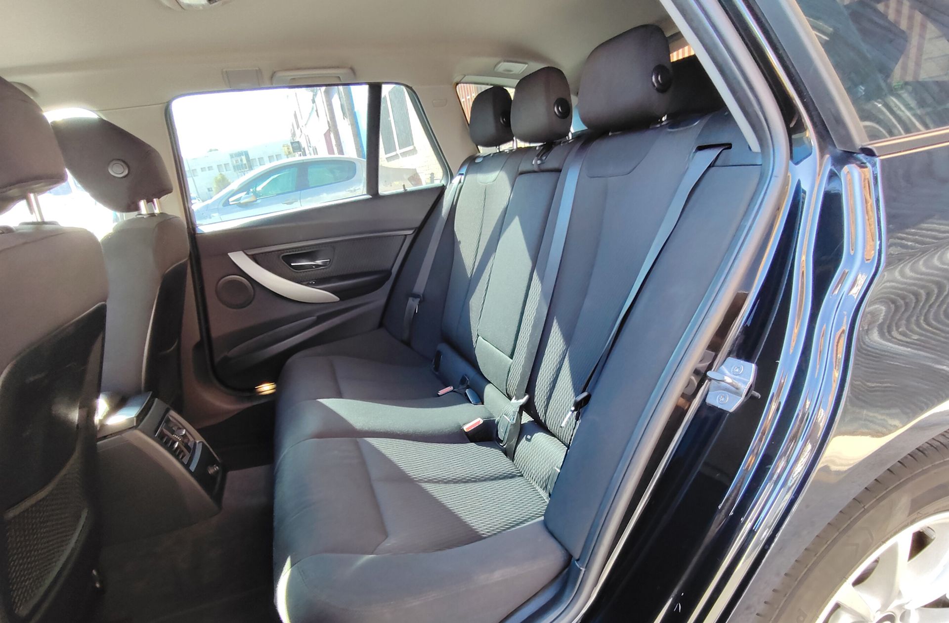 BMW Serie 3 320d xDrive Touring - foto 13