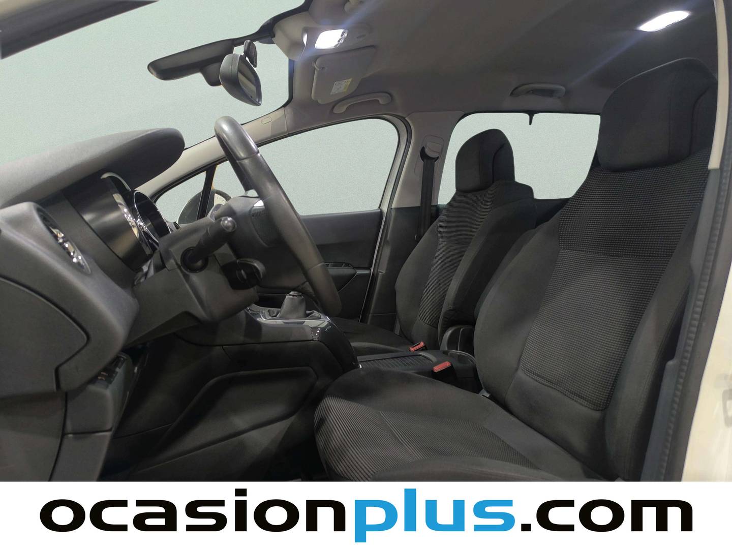 Foto asientos traseros Peugeot 5008 Peugeot 5008 1.6 HDI Style (115 CV)