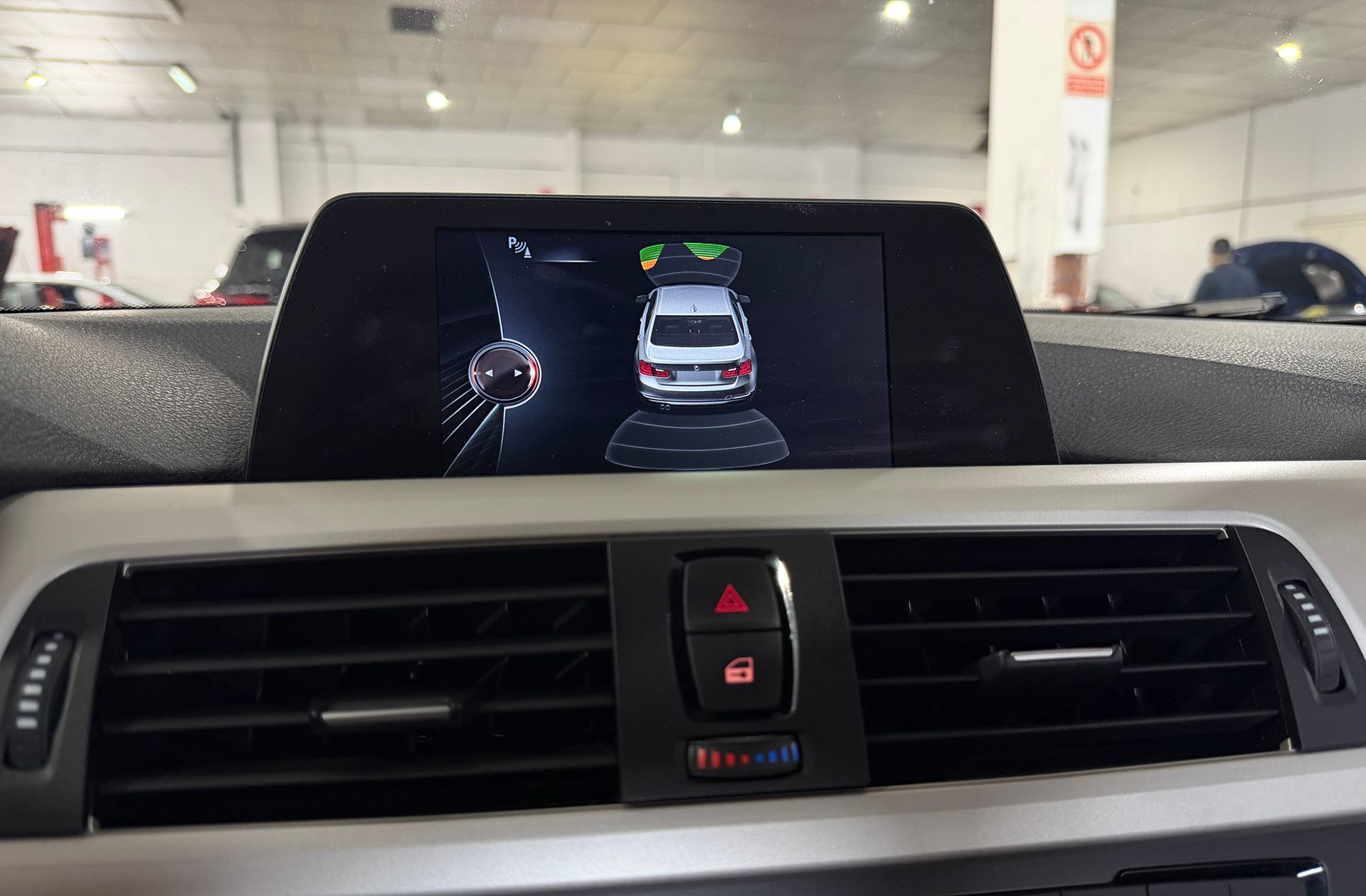 BMW Serie 3 318d - foto 8