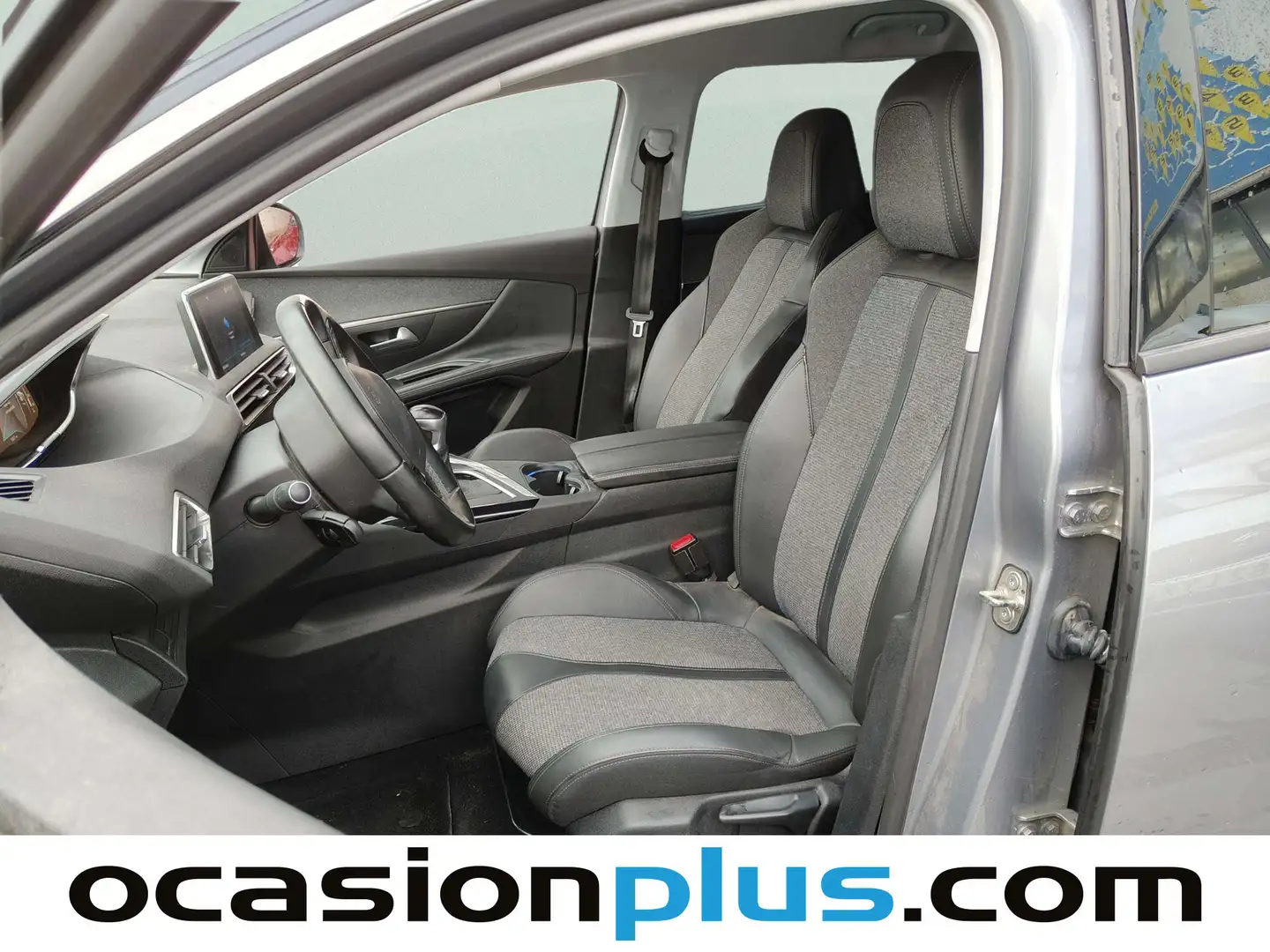 Foto Peugeot 5008 Peugeot 5008 BlueHDi 130 S&S Allure (130 CV) 7 plazas