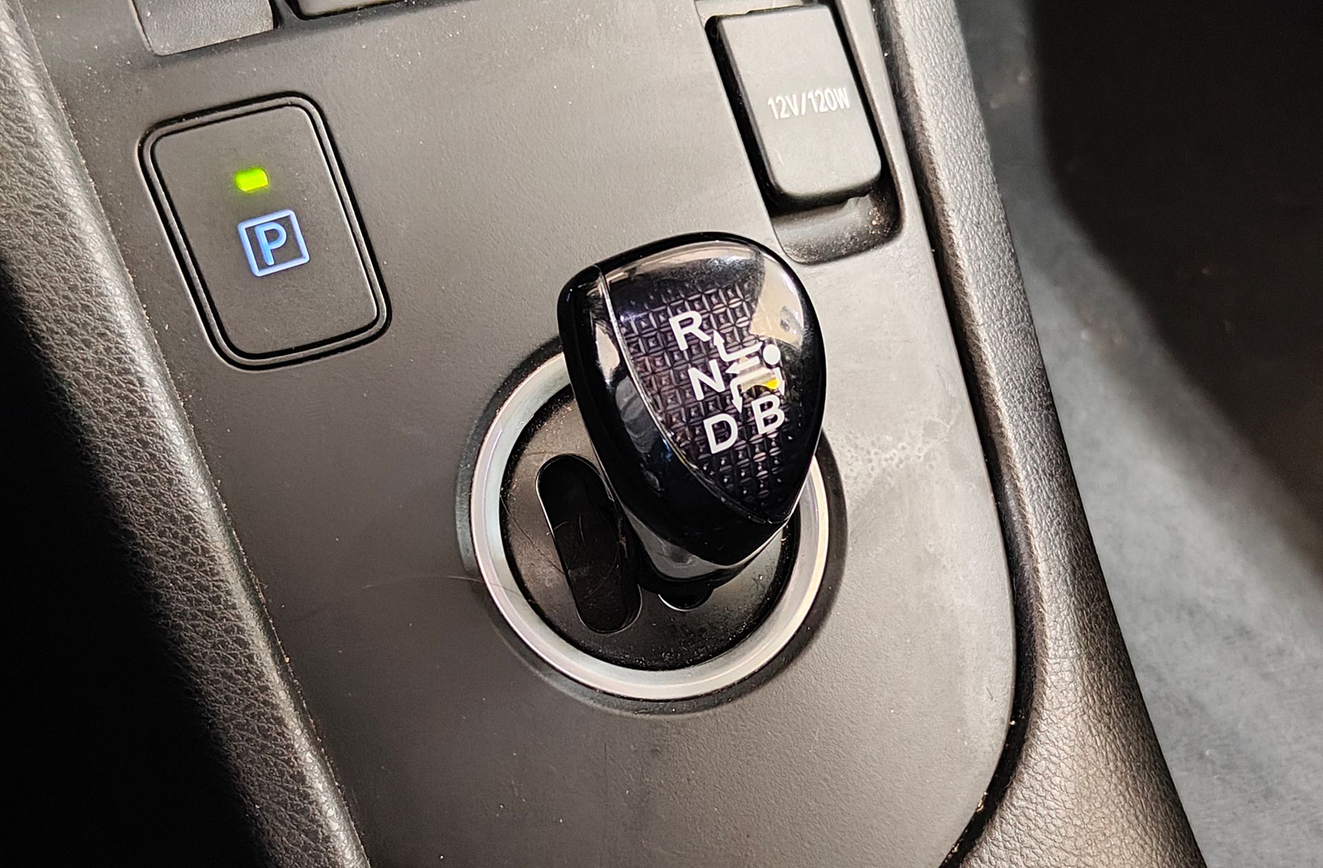 Toyota Auris 140H Hybrid Active - foto 5