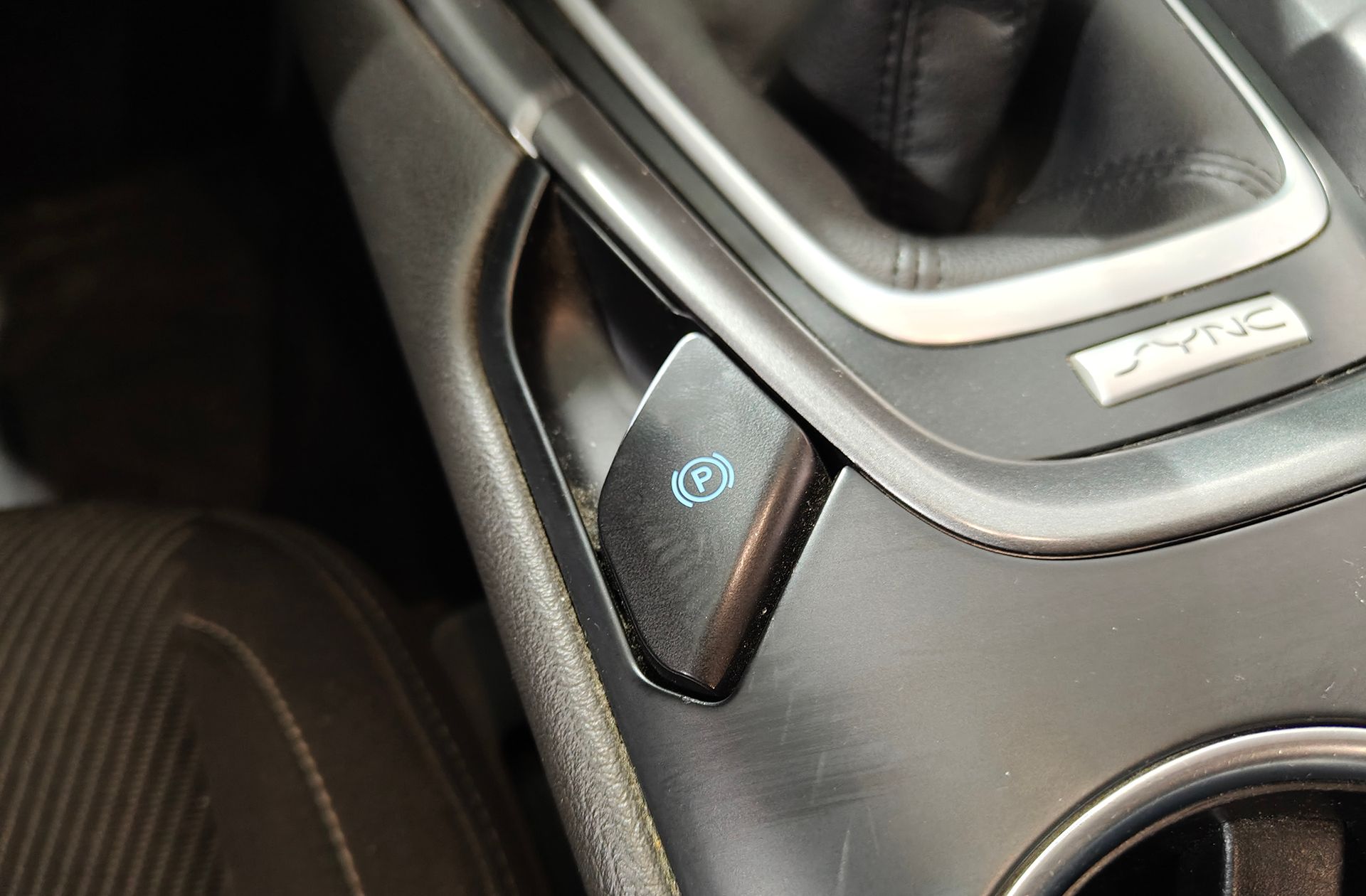 Ford Mondeo 1.5 EcoBoost Titanium - foto 24