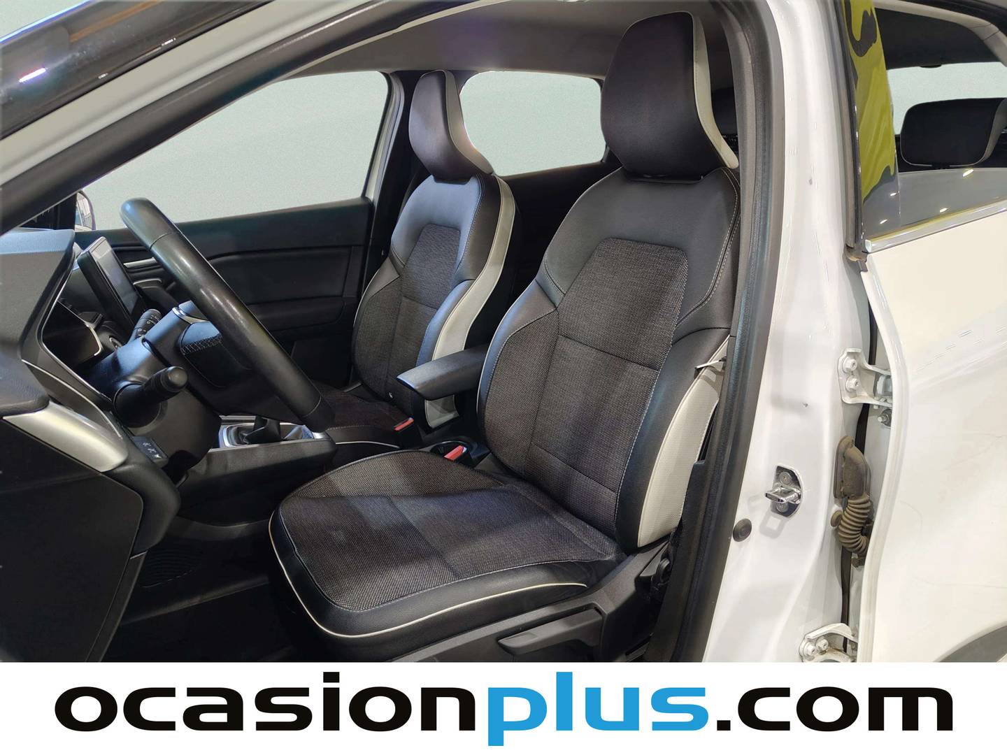 Foto asientos delanteros Renault Captur Renault Captur Techno TCe (90 CV)