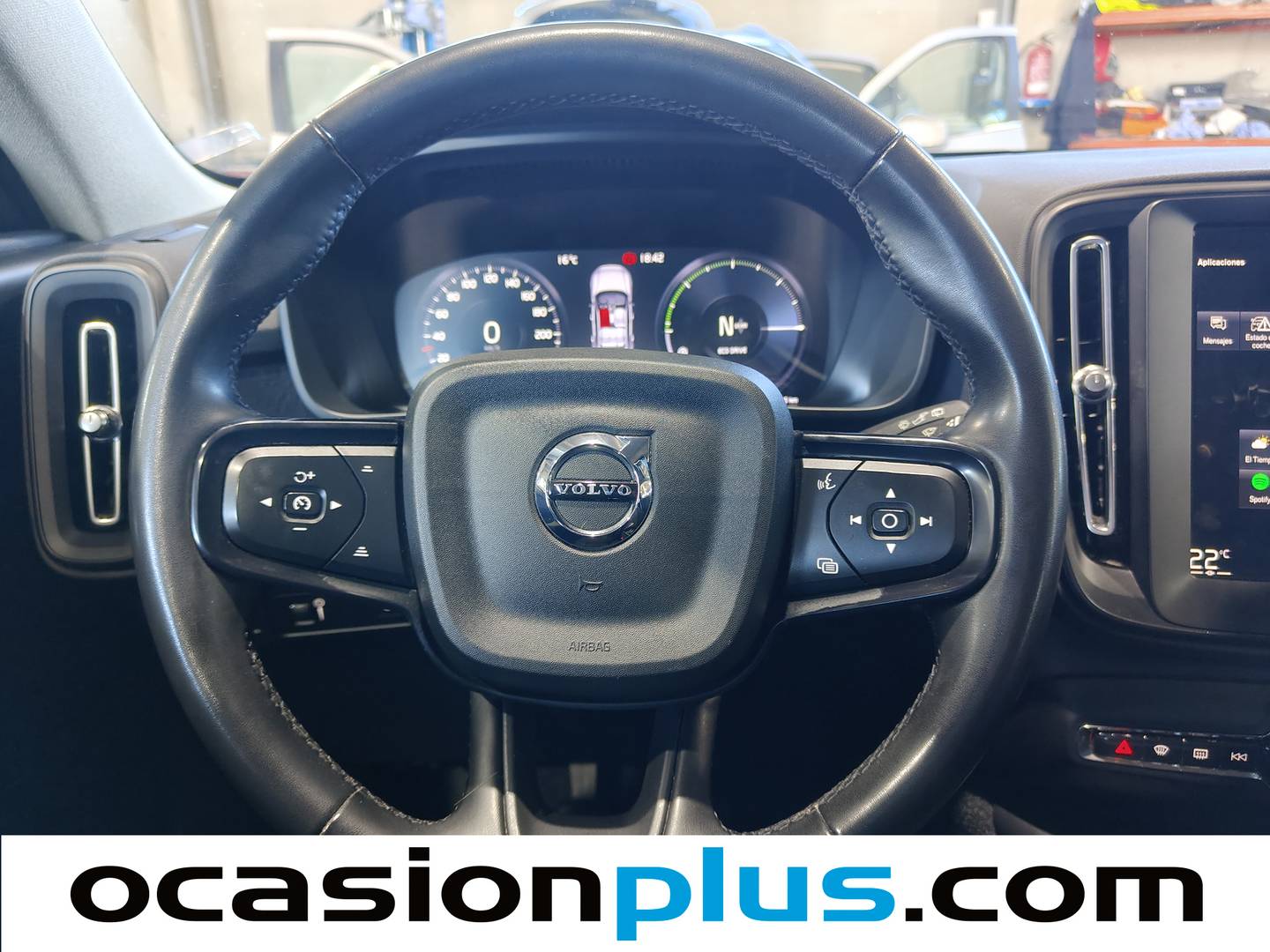 Volvo XC40 Volvo XC40 T2 Momentum Core (129 CV) manual