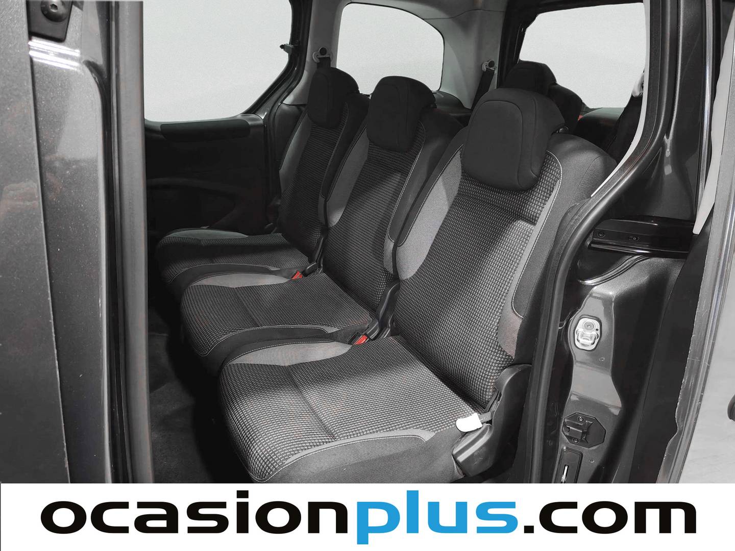 Foto asientos traseros Peugeot Partner Peugeot Partner Tepee BlueHDi 100 Outdoor (100 CV)
