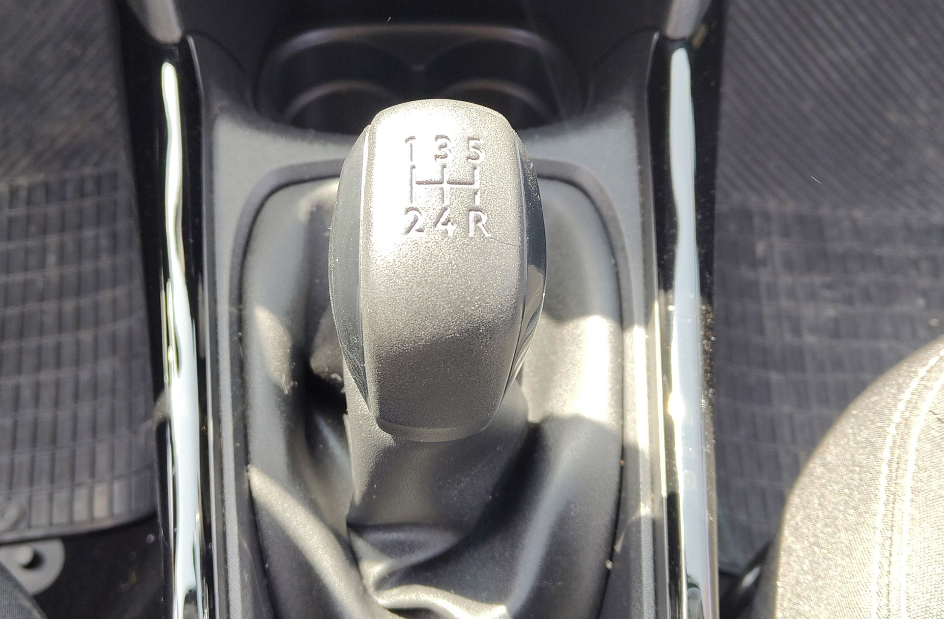 Peugeot 2008 PureTech 82 Access - foto 5