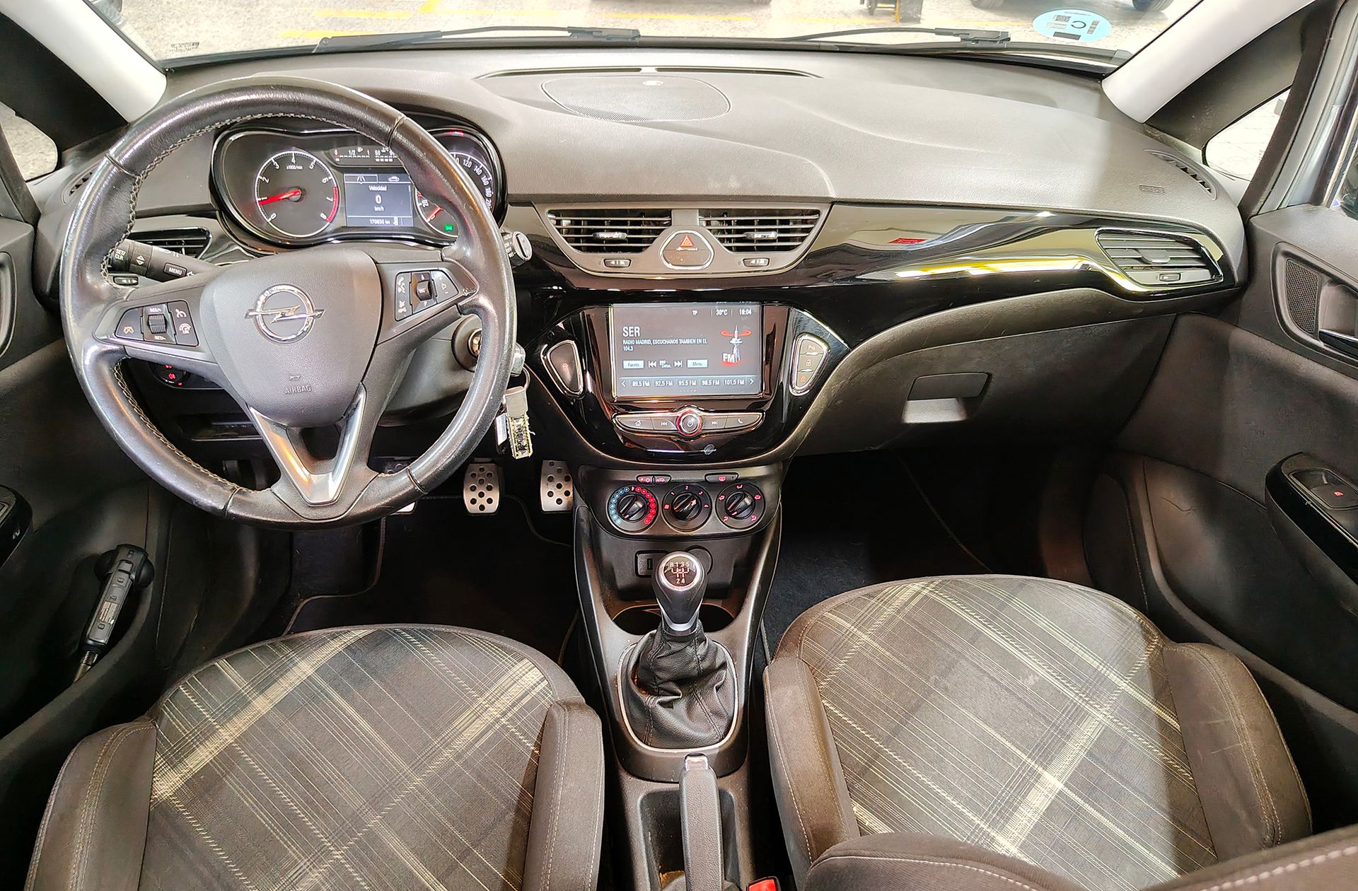 Opel Corsa 1.4 Color Edition - foto 6