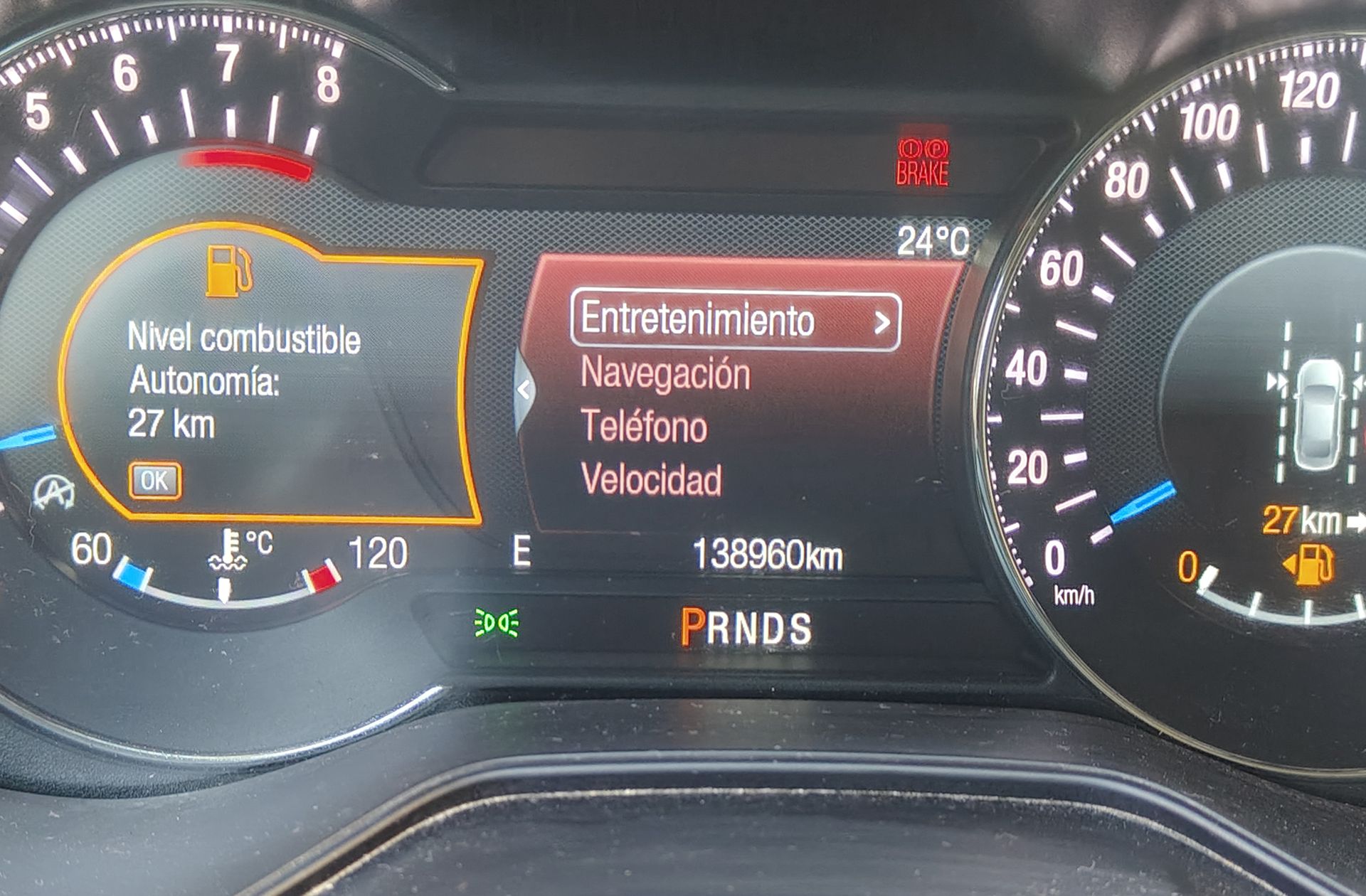 Ford Mondeo 1.5 EcoBoost Titanium Powershift - foto 21