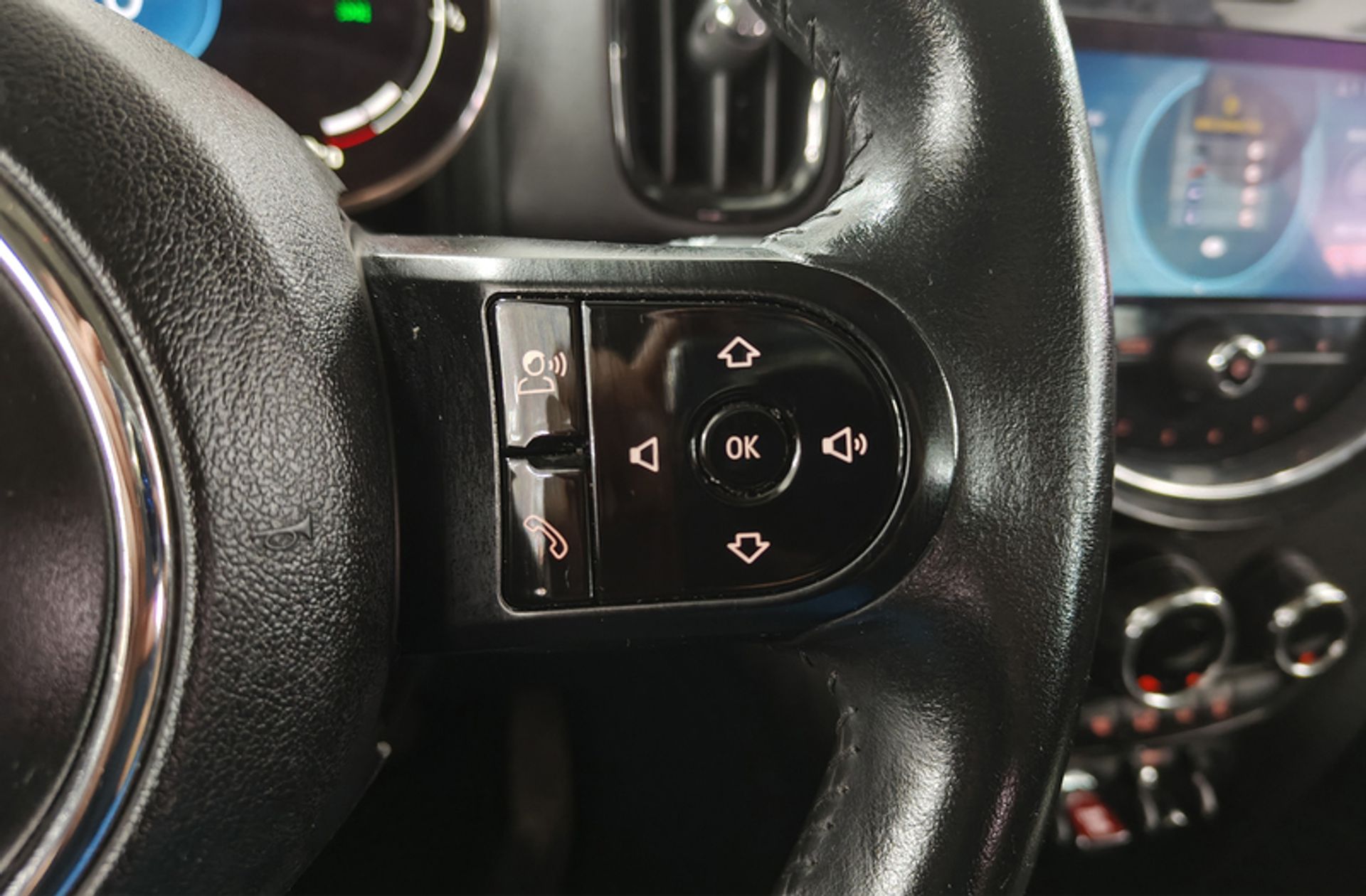MINI Countryman One D - foto 28
