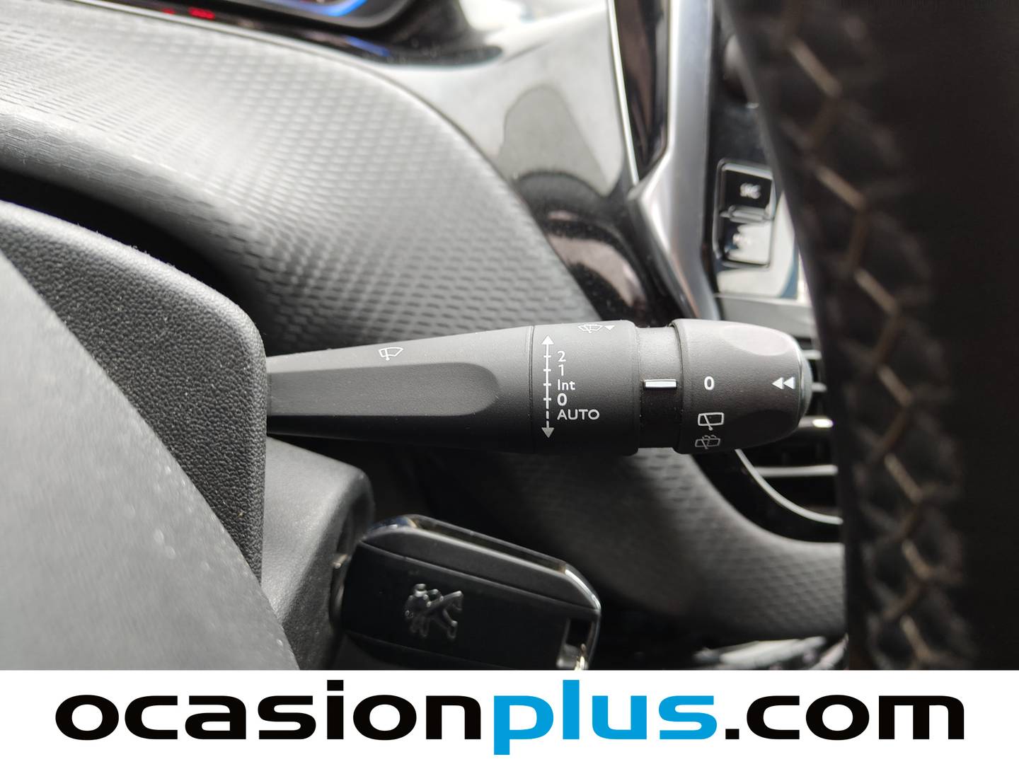 Foto Peugeot 2008 Peugeot 2008 BlueHDi 100 Allure (100 CV)