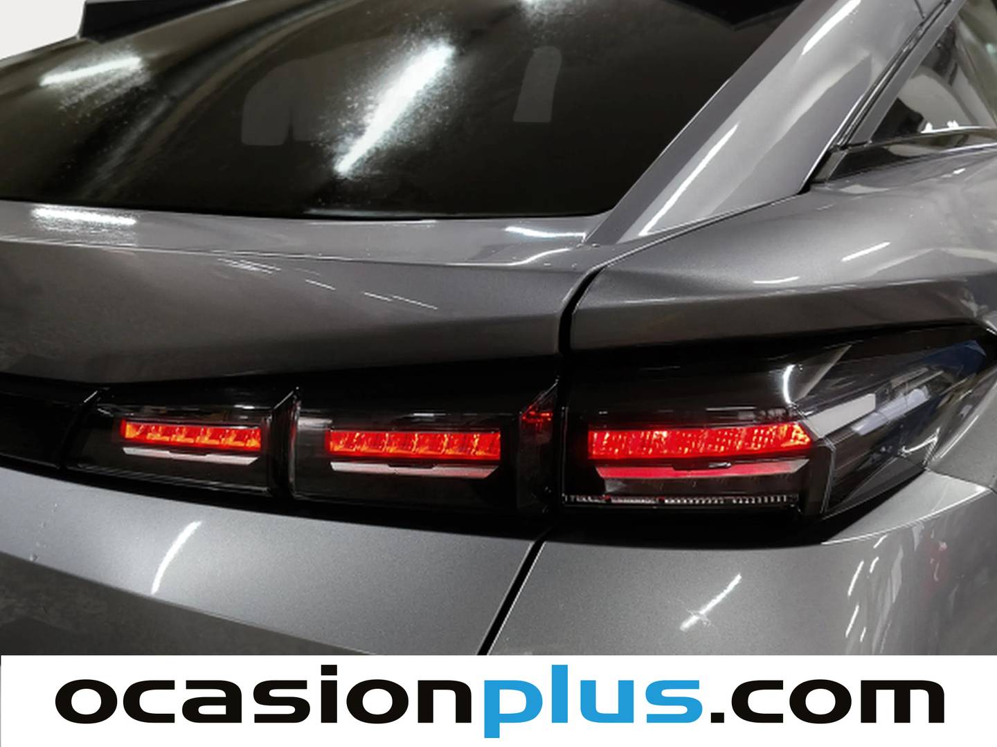 Peugeot 408 Peugeot 408 Allure PHEV 180 e-EAT8 (181 CV) 2024