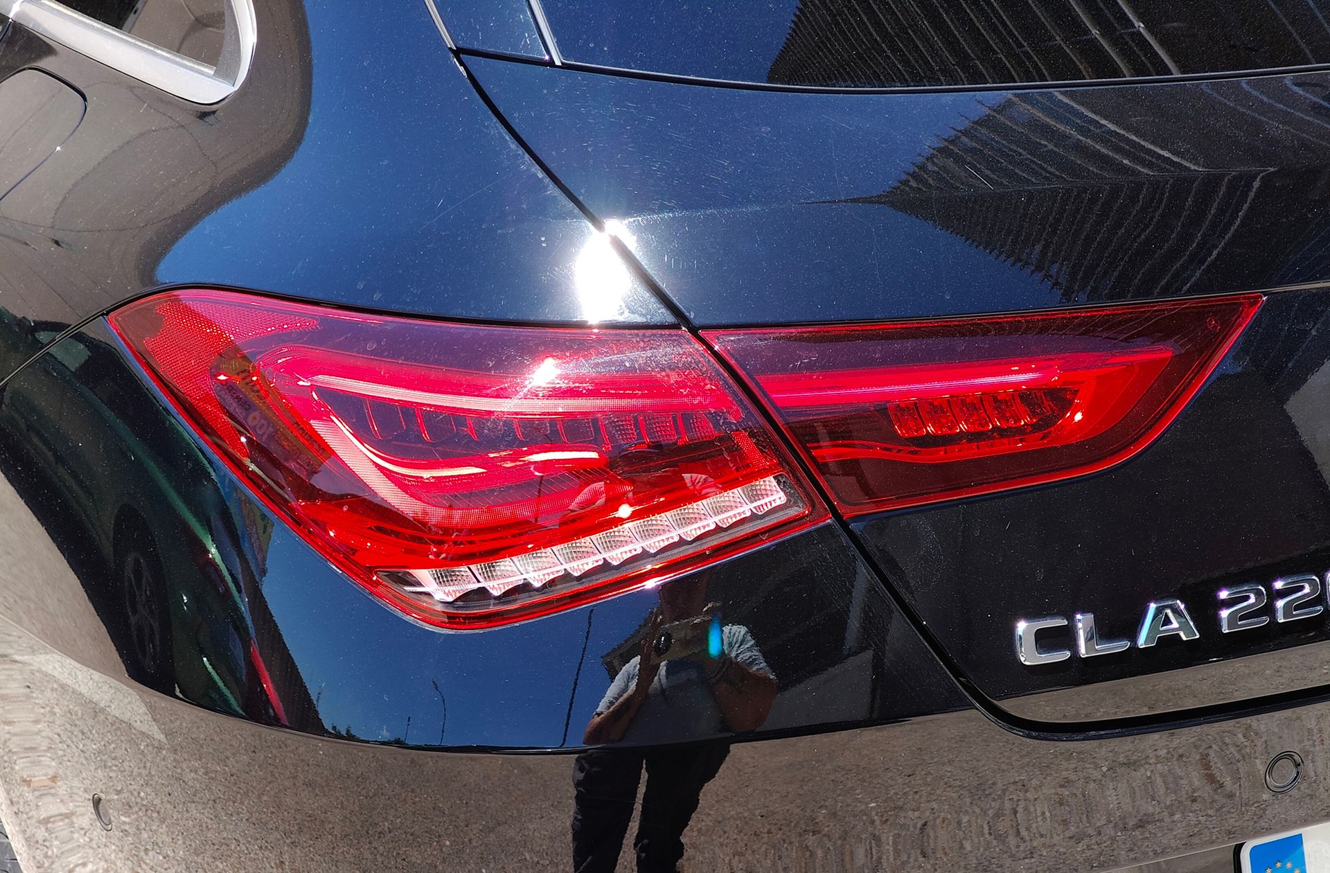 Mercedes-Benz CLA Shooting Brake 220 d - foto 16