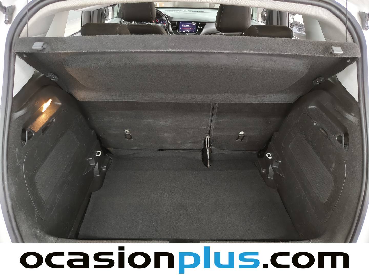 Fotos maletero Opel Crossland X Opel Crossland X 1.6 Turbo Selective (99 CV)