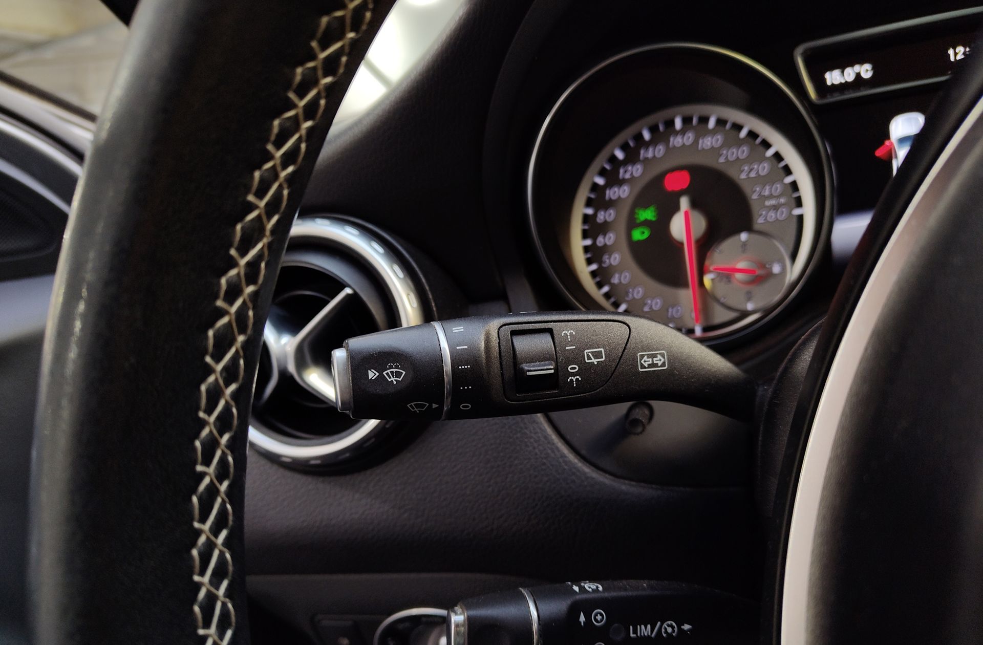 Mercedes-Benz GLA 200 d Urban - foto 26