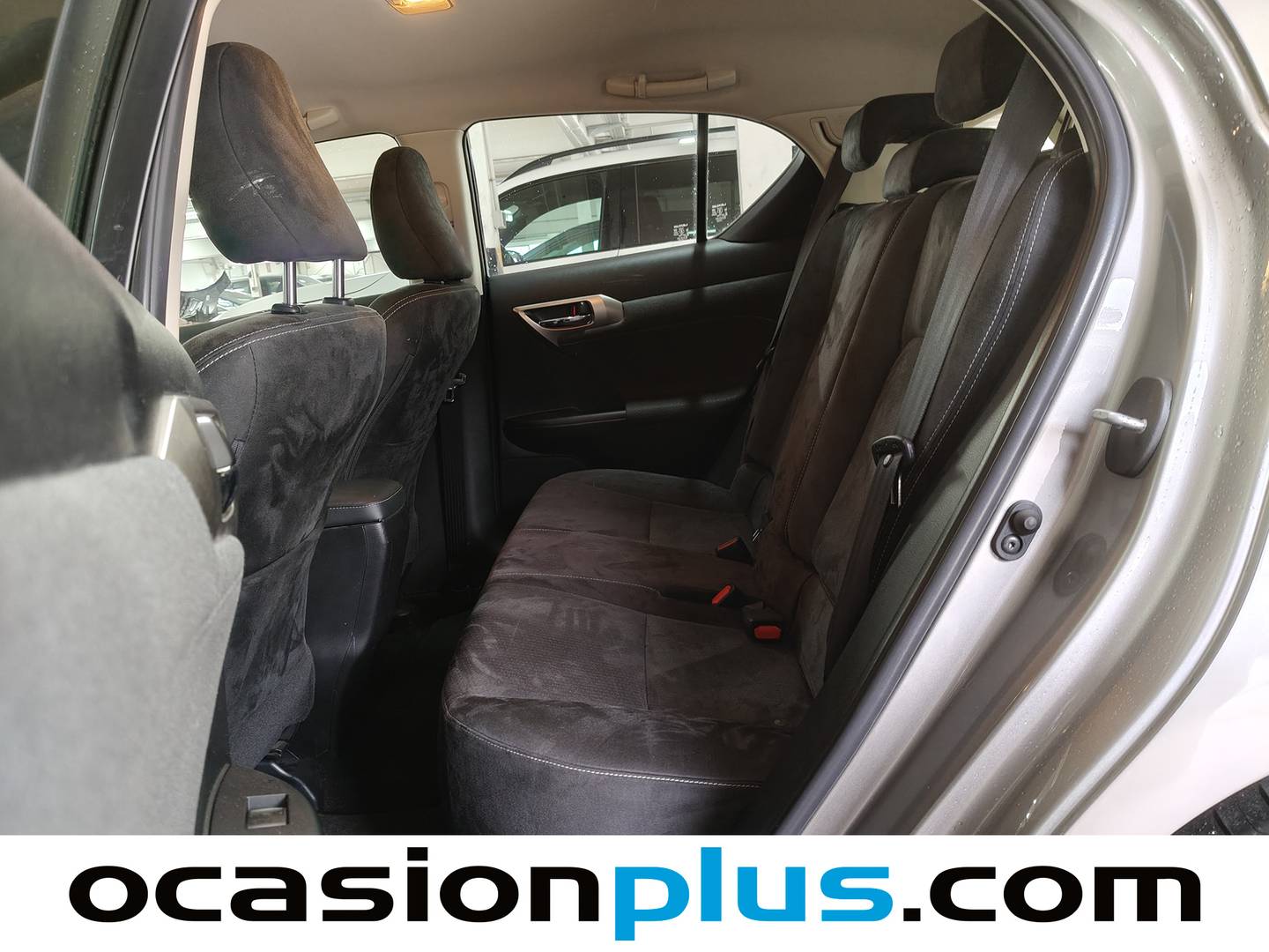 Foto asientos traseros Lexus CT Lexus CT 200h Business (136 CV)